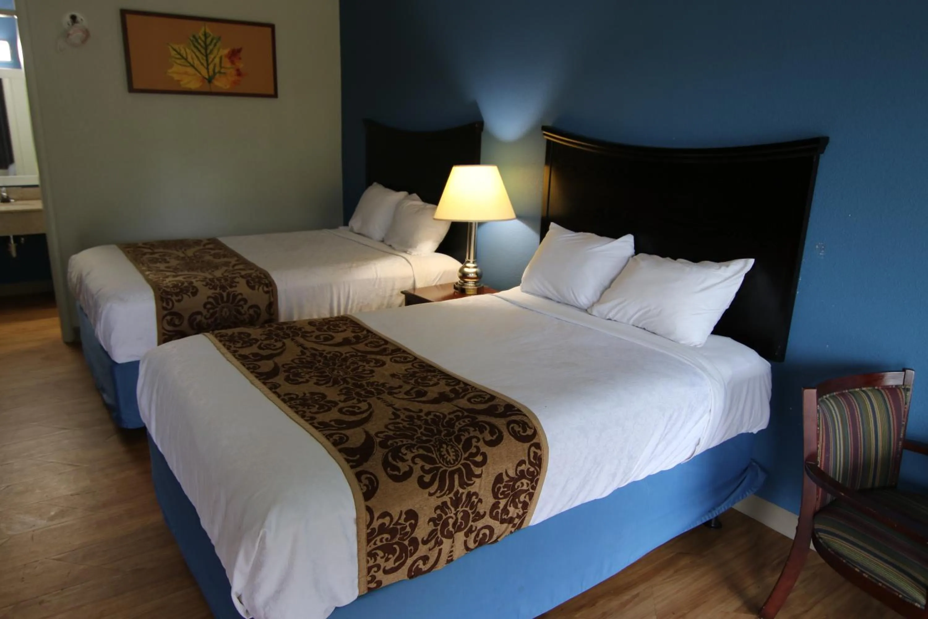 Bed in 121 Motel Battleboro