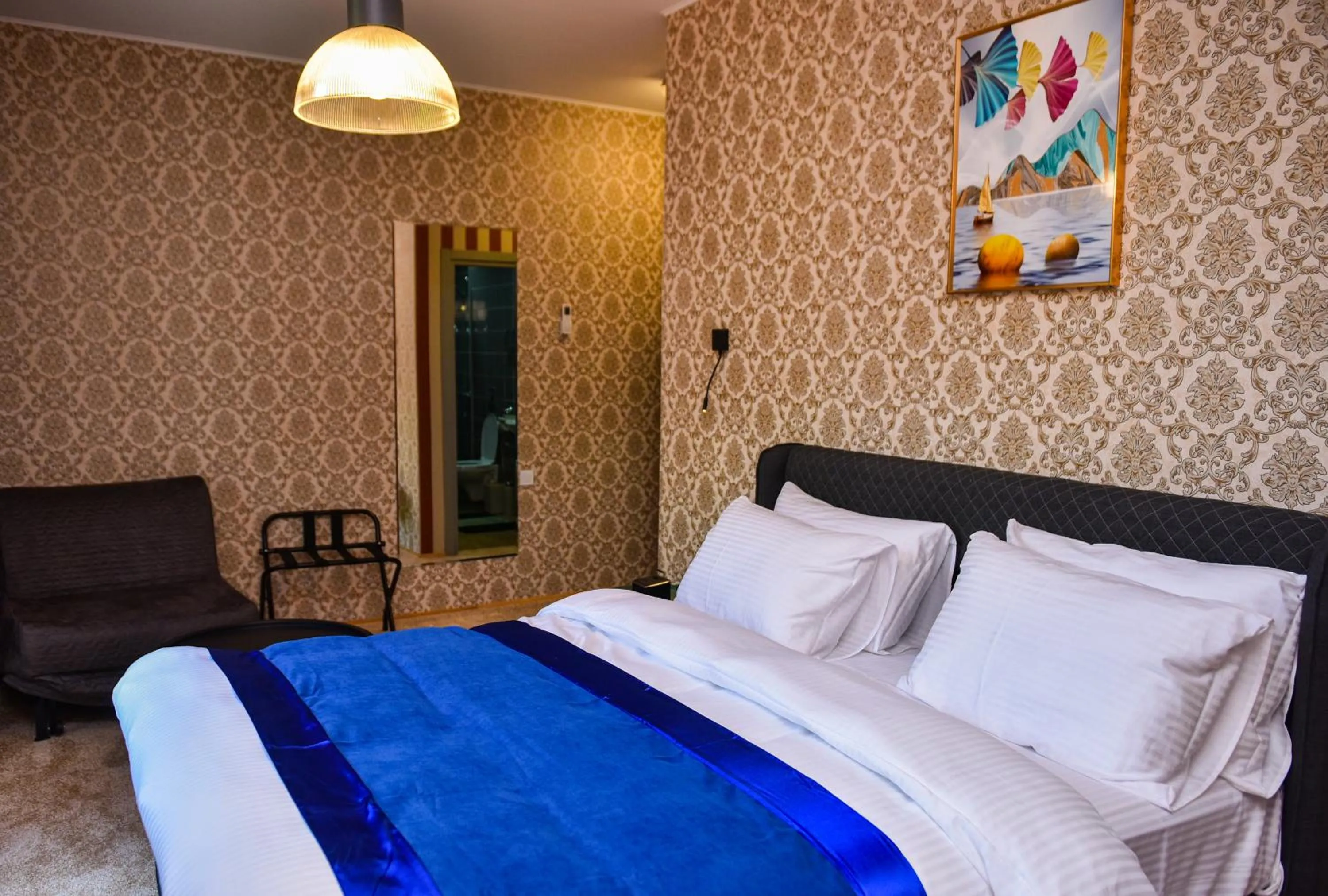 Bed in 10inn Boutique Hotel