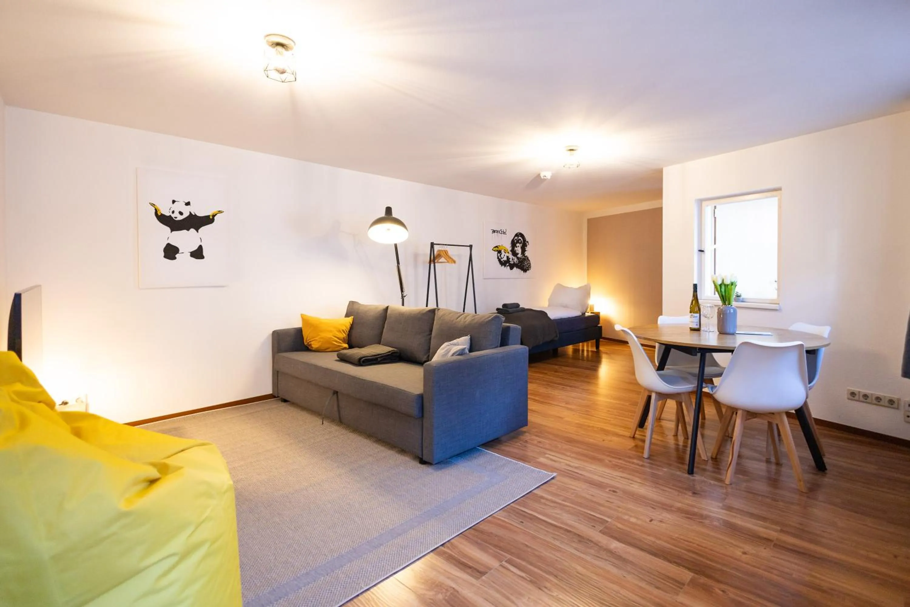 Living room in Apartments an der Oper - Innenstadt - Zentral - Küche - Wifi - Powered by Ko-Living