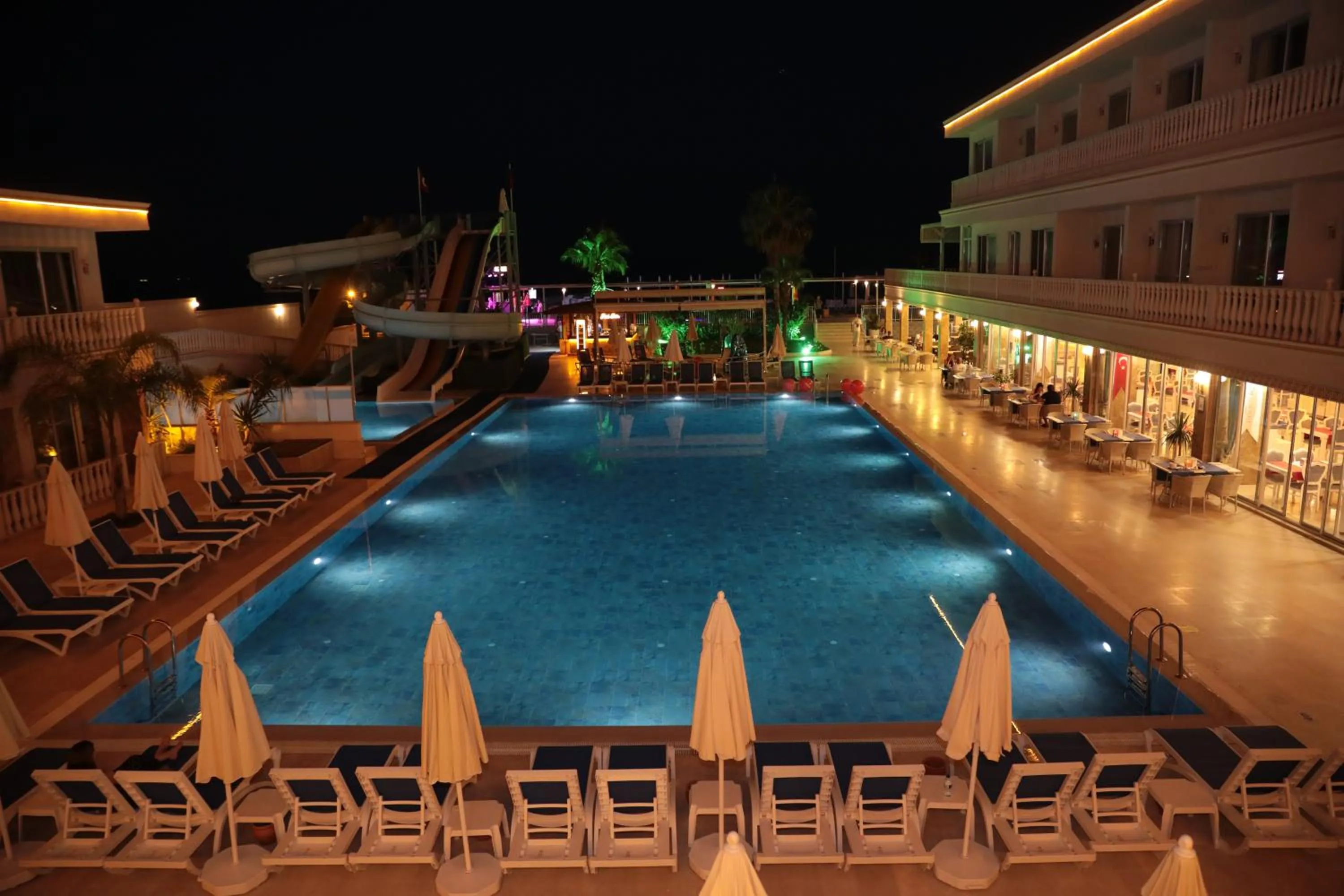 Night in SL La Perla Hotel Kemer