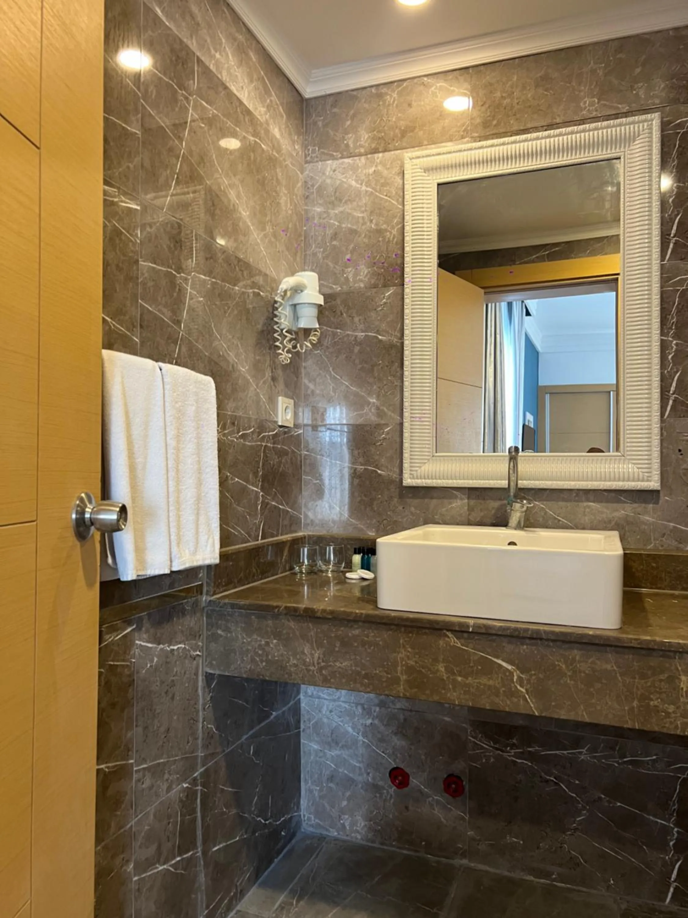 towels in SL La Perla Hotel Kemer