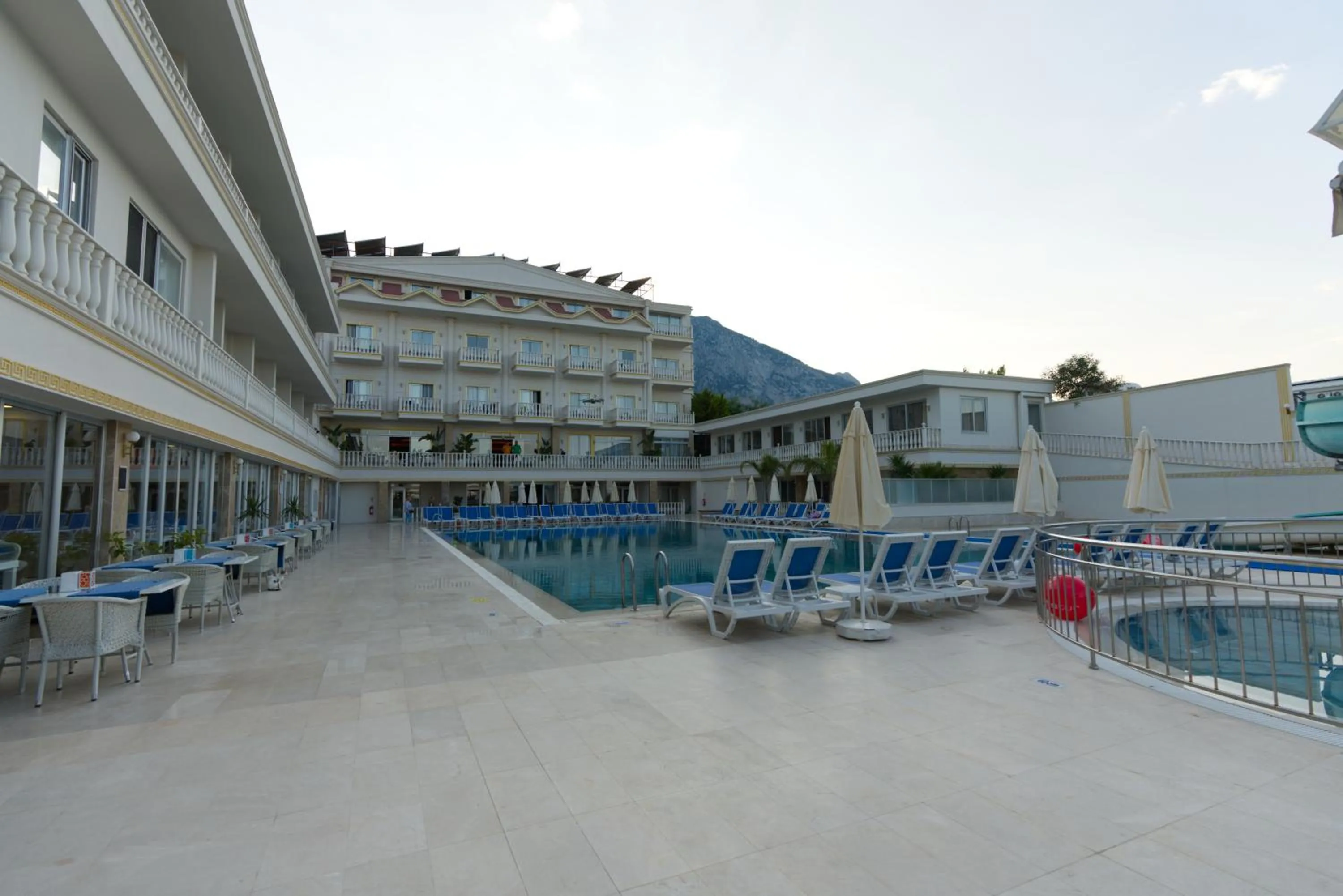 Property building in SL La Perla Hotel Kemer