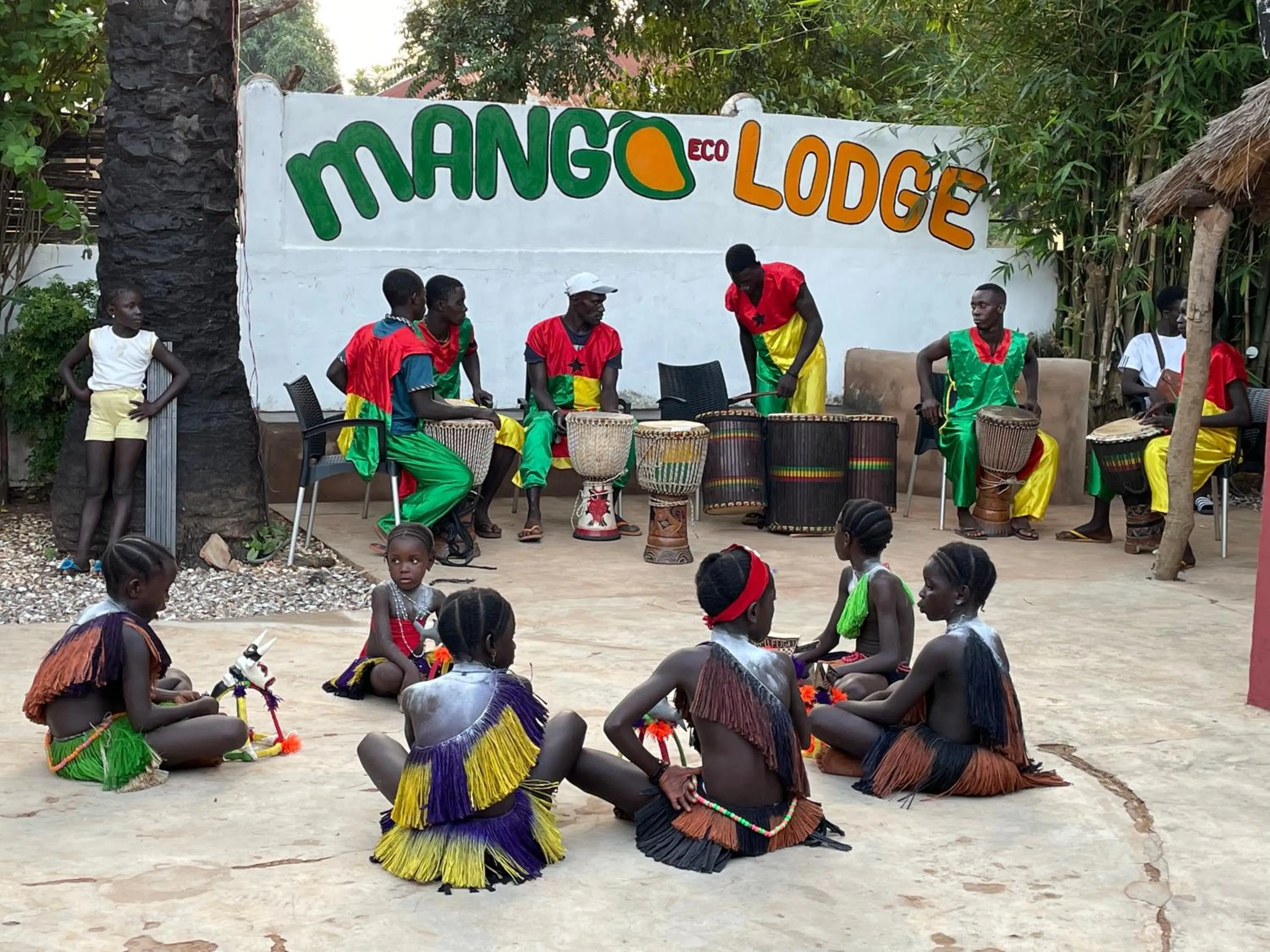 MANGO LODGE