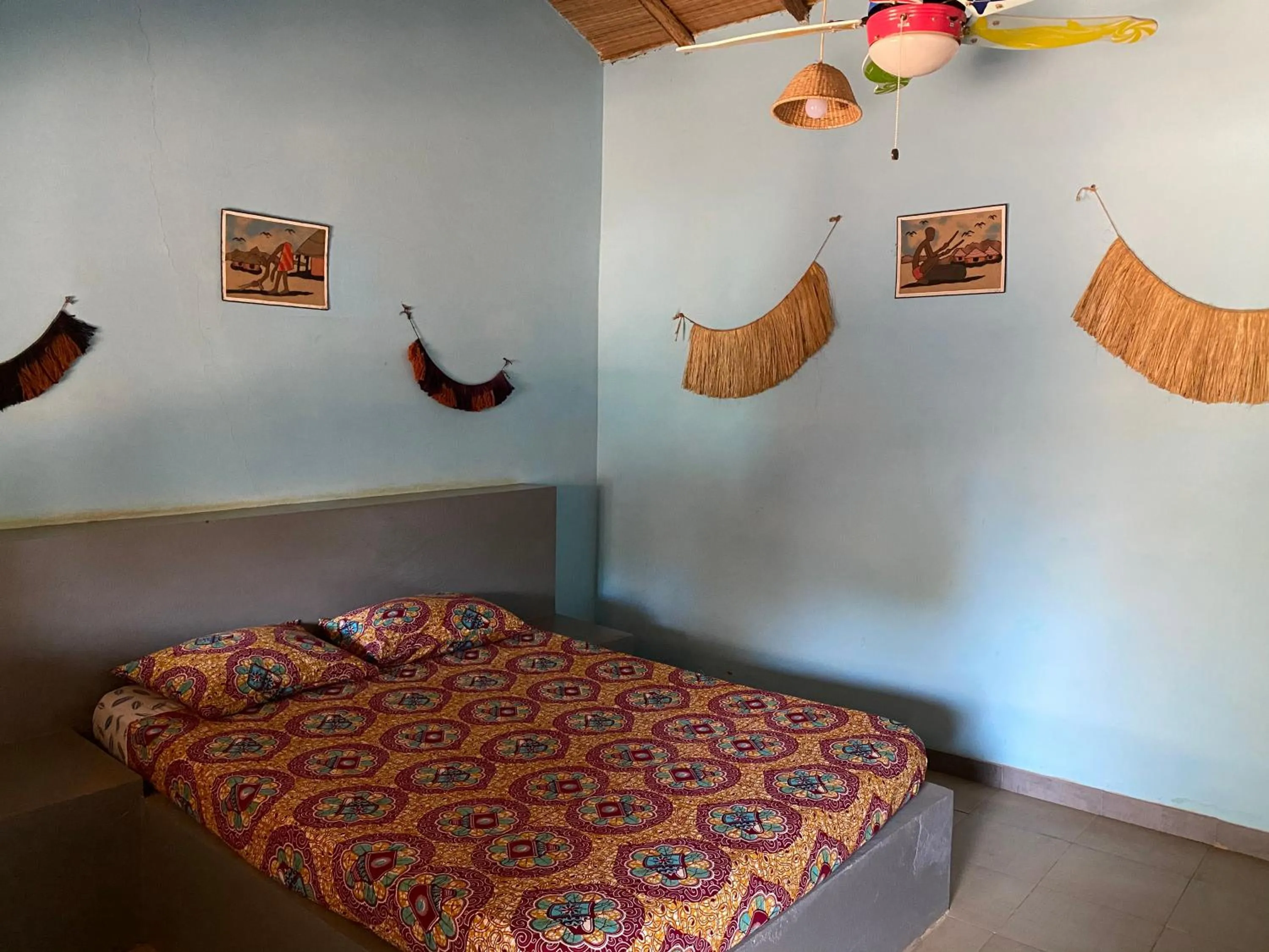 Bed in MANGO LODGE