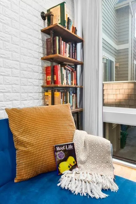 Modern Sustainable Design in Ballard - 92 Wlkscore