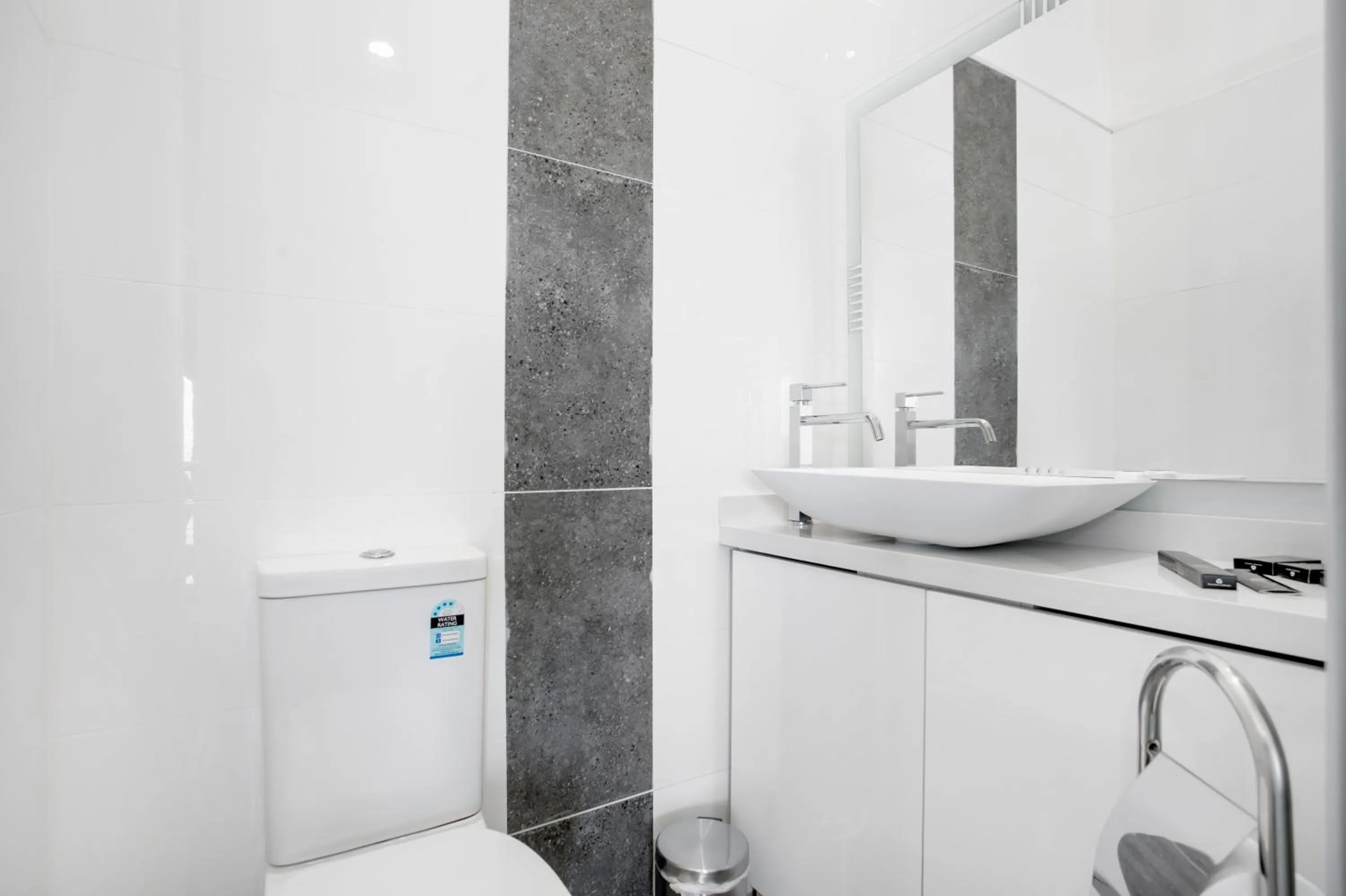 Bathroom in Oakleigh House