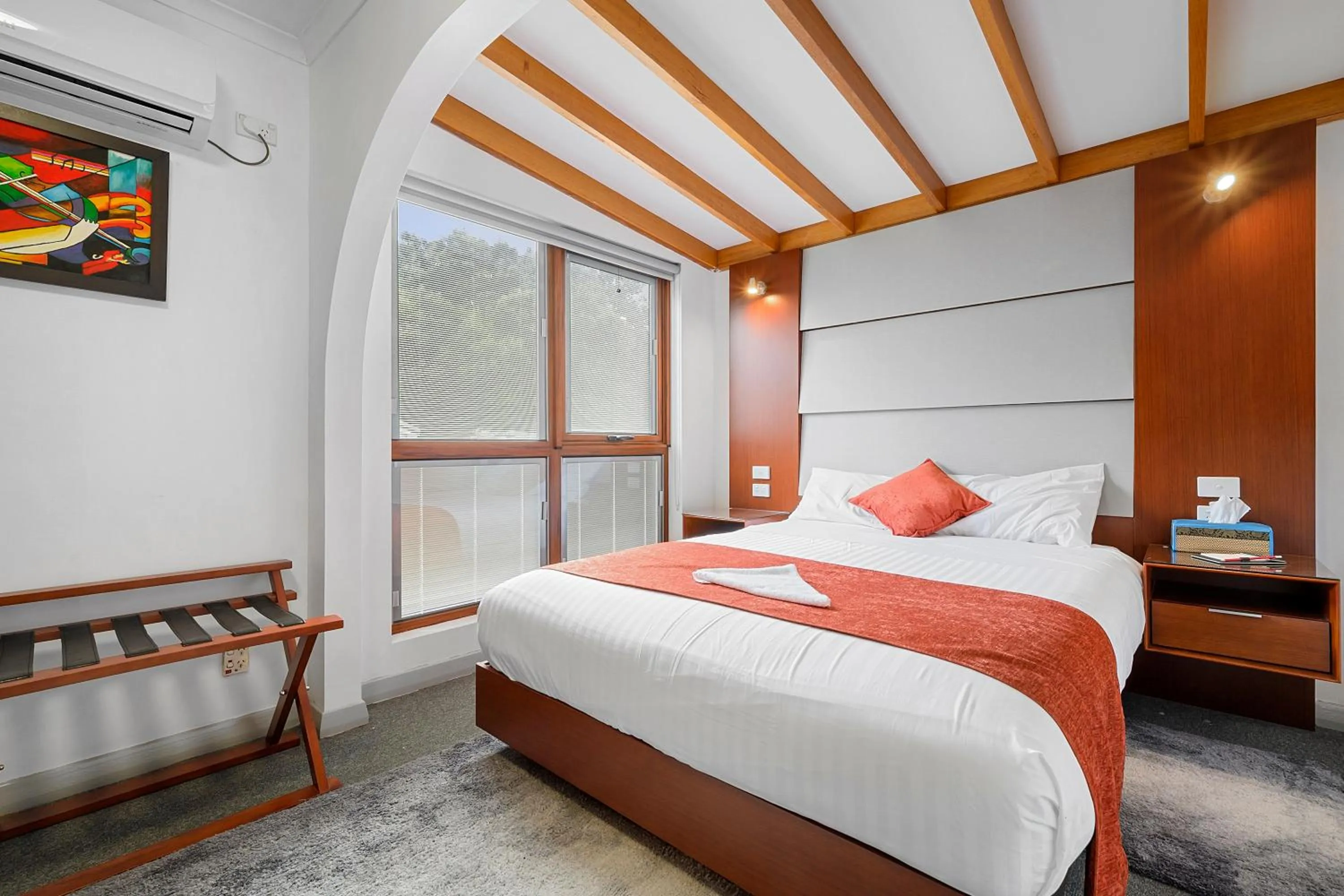 Bed in Oakleigh House