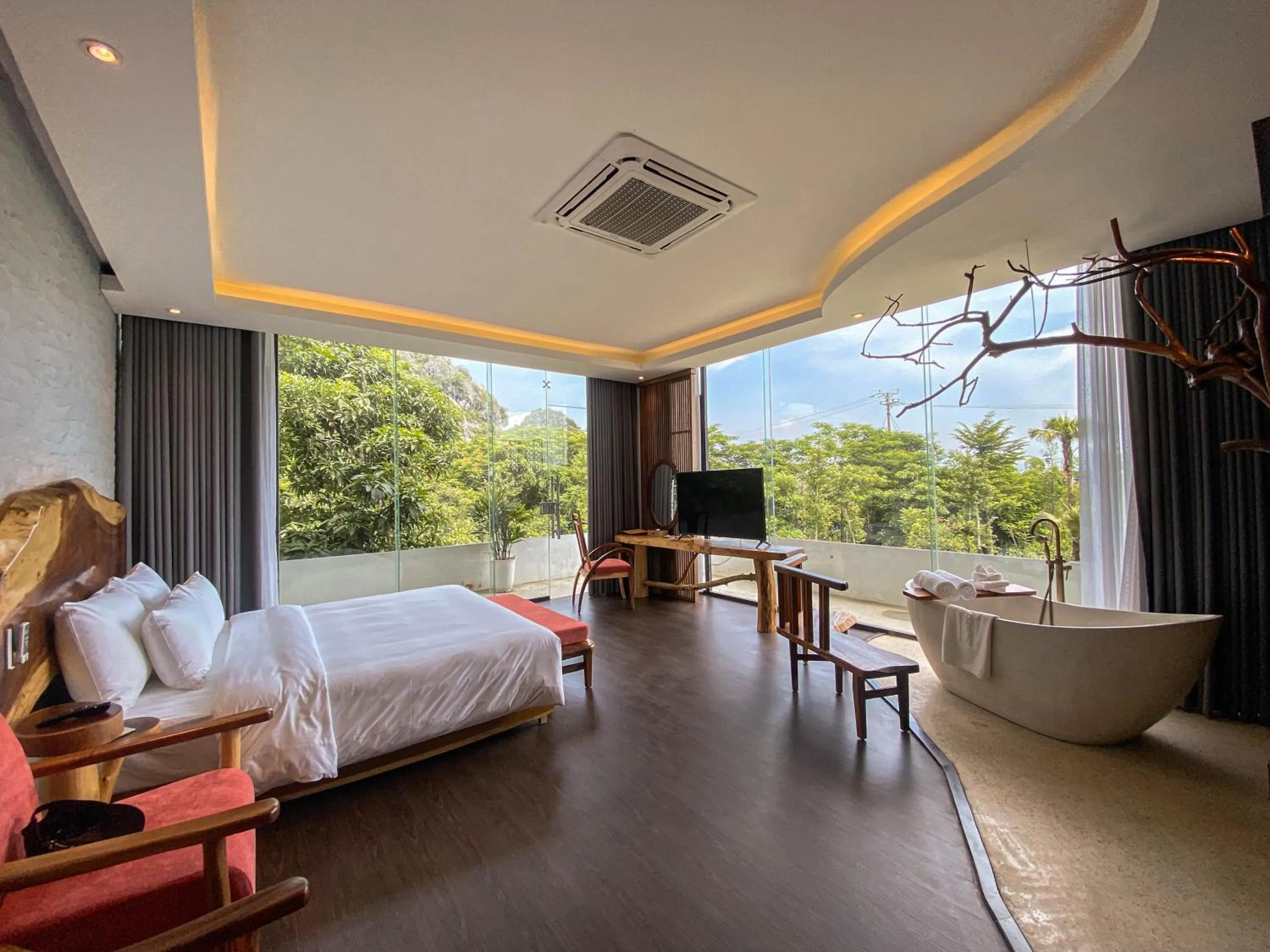 Minawa Kenhga Resort & Spa Ninh Binh