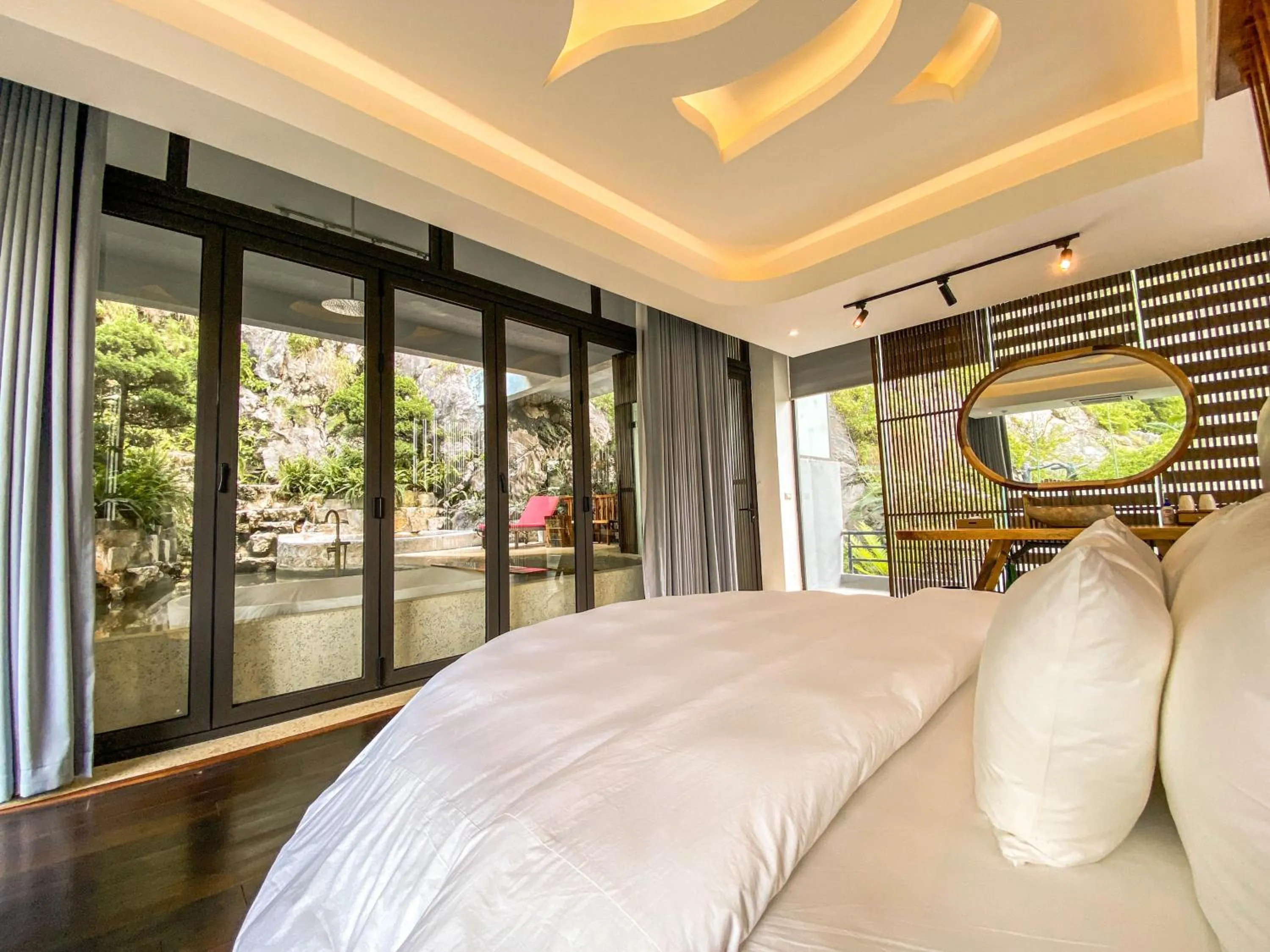 Bedroom in Minawa Kenhga Resort & Spa Ninh Binh