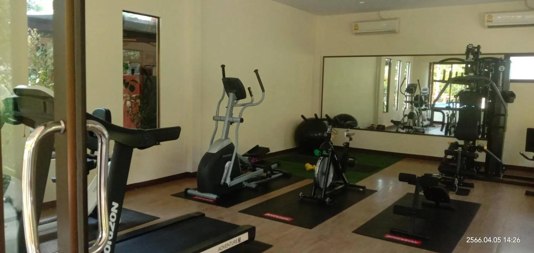 Fitness centre/facilities in Baan Suan Villas Resort