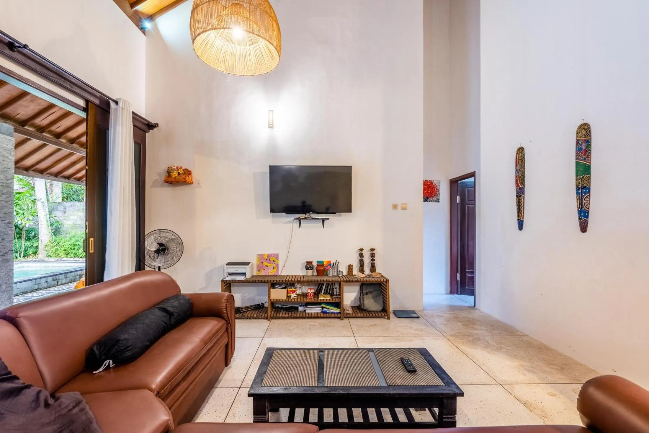 TV and multimedia in Surya Villa Manggis