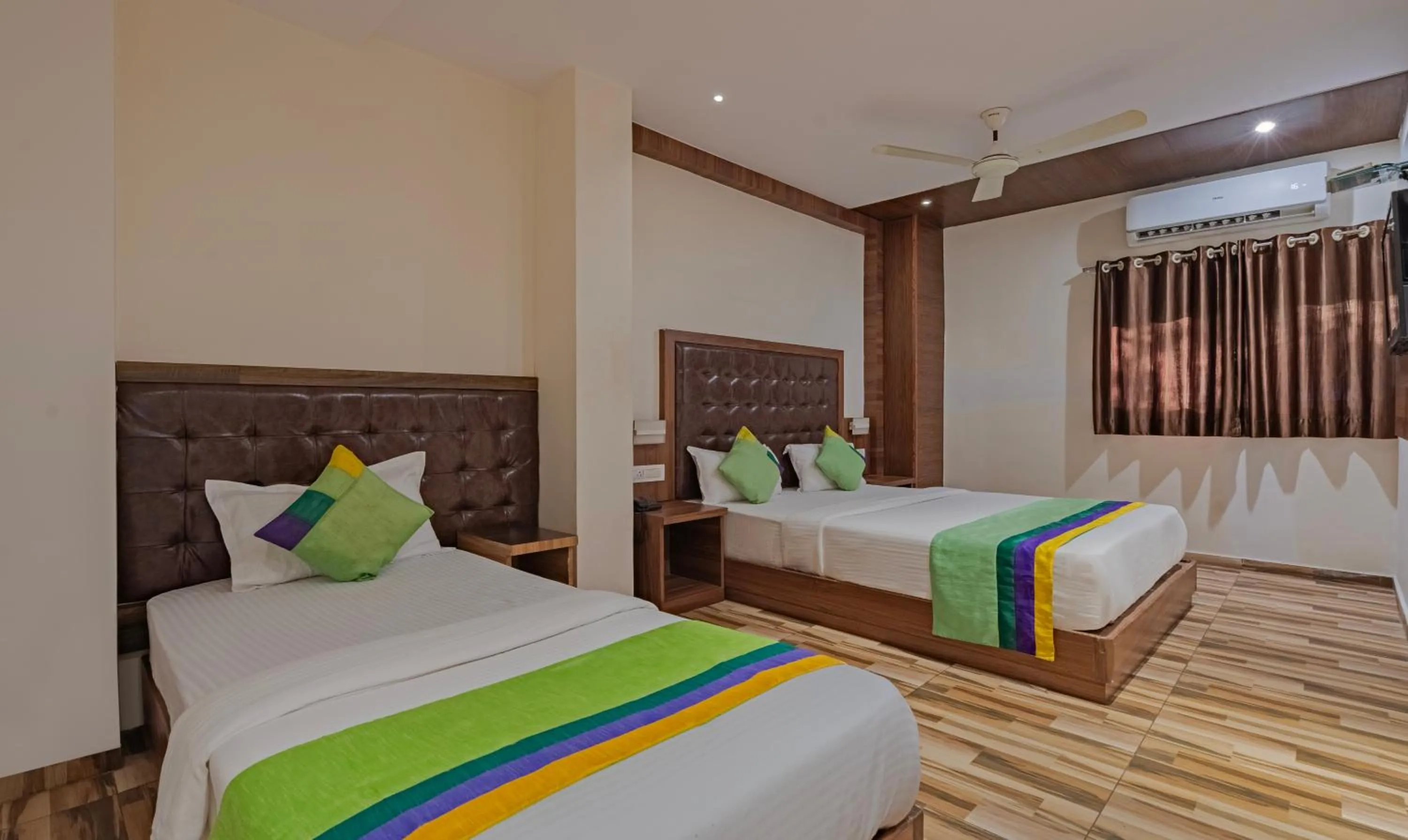 Bed in Treebo Seven Olives