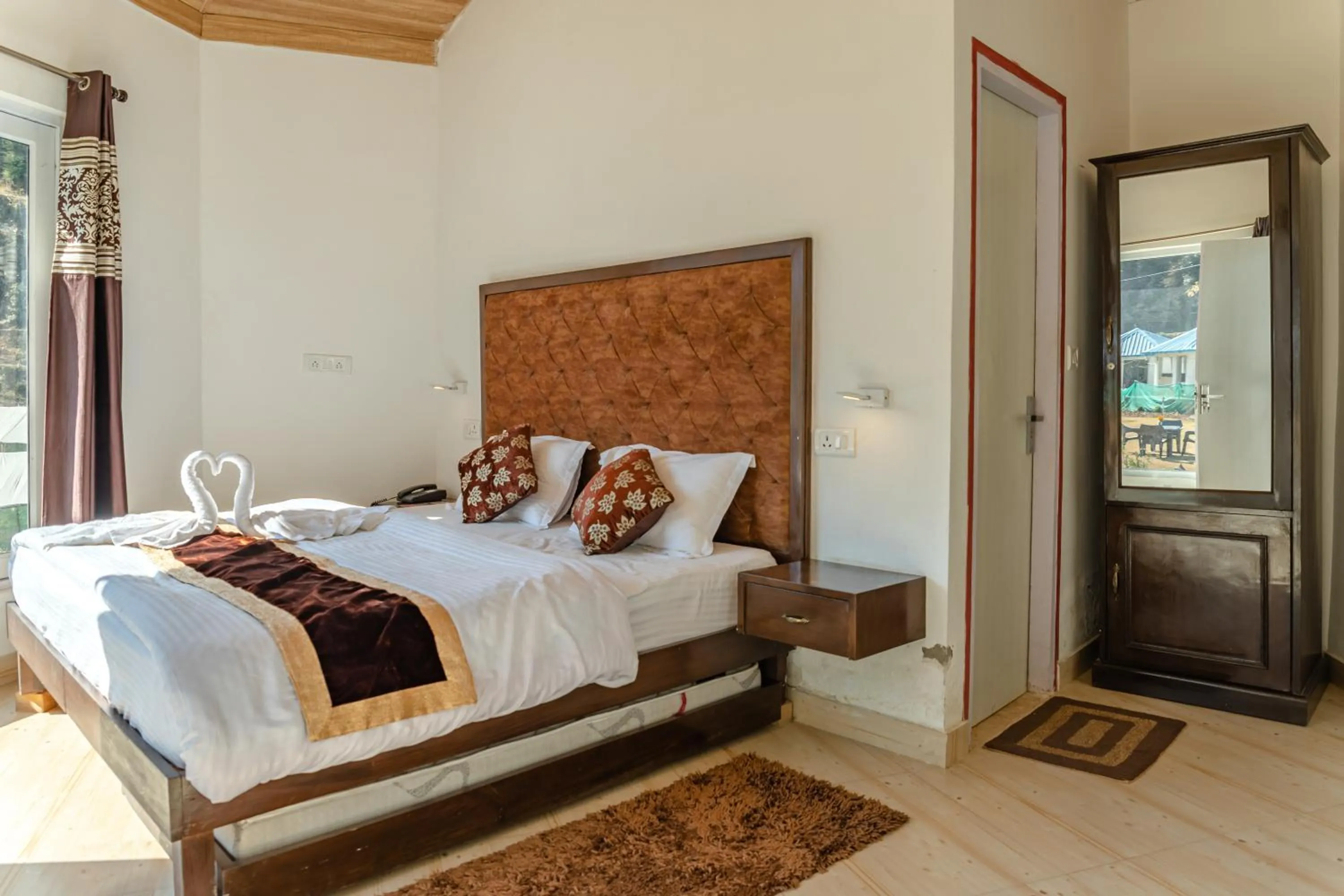 Bedroom, Bed in Blossom Bliss Resort