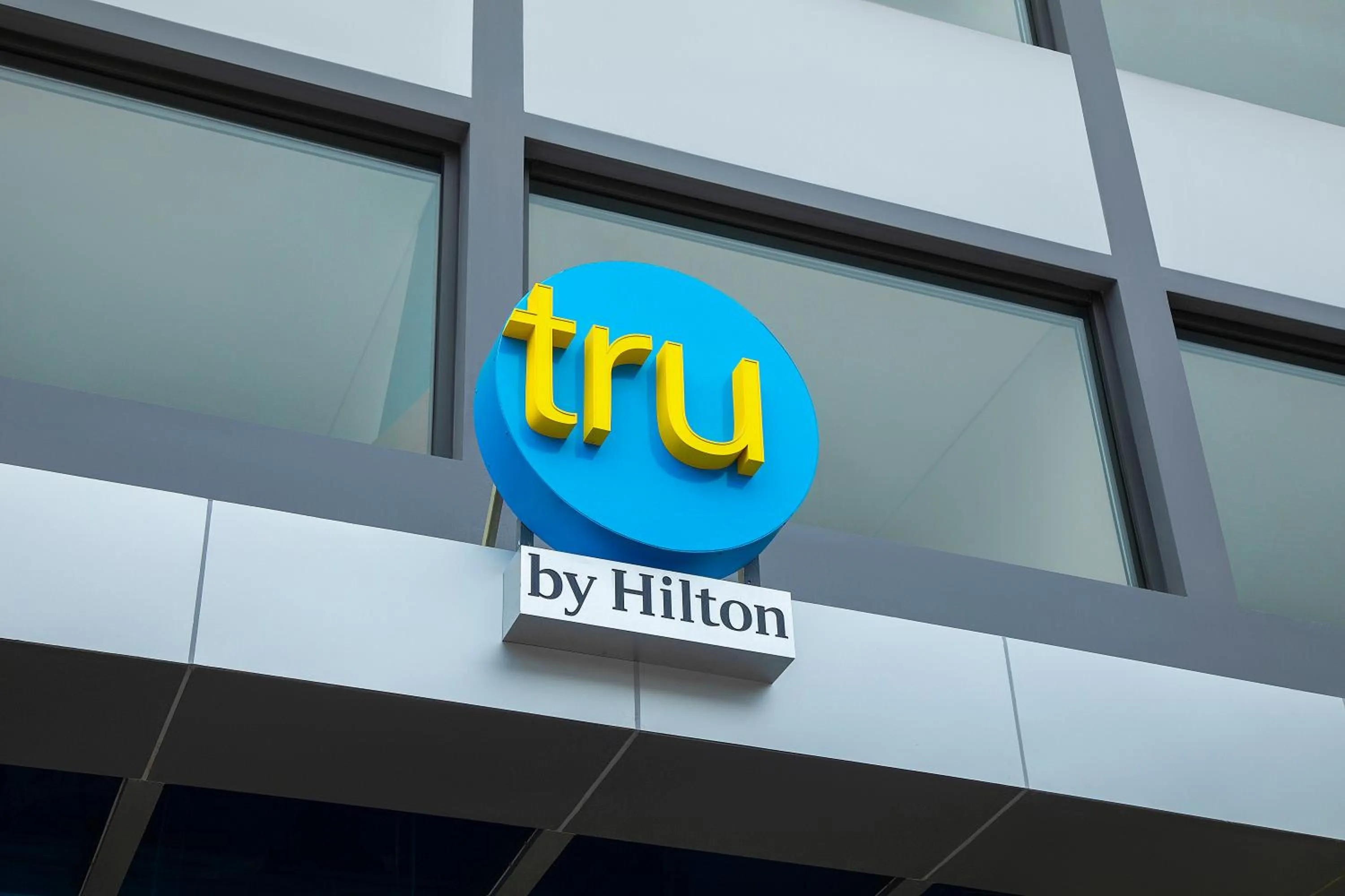 Property logo or sign in Tru by Hilton Can Tho Cai Khe