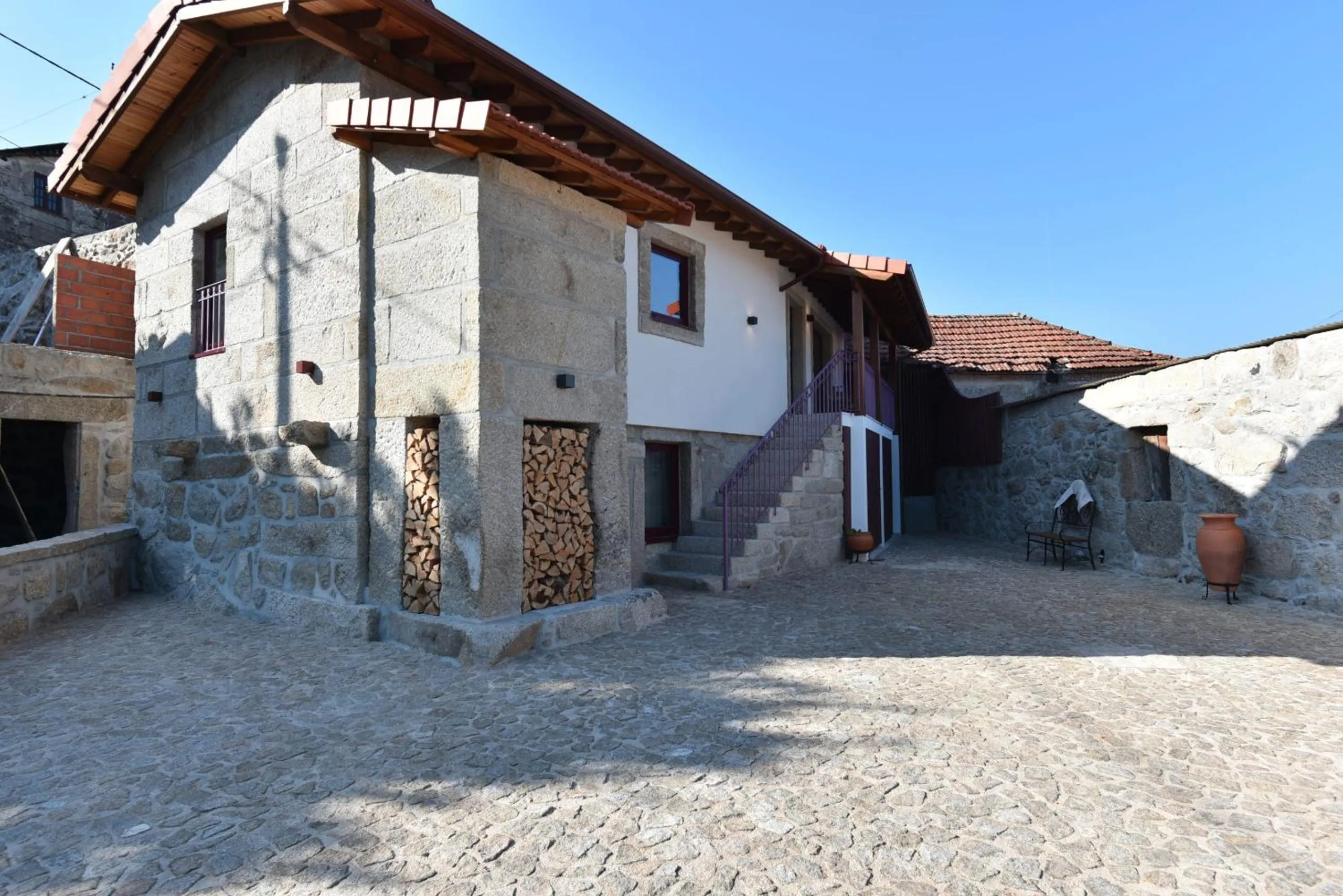 Property building in Feel Discovery Casa da Pedra