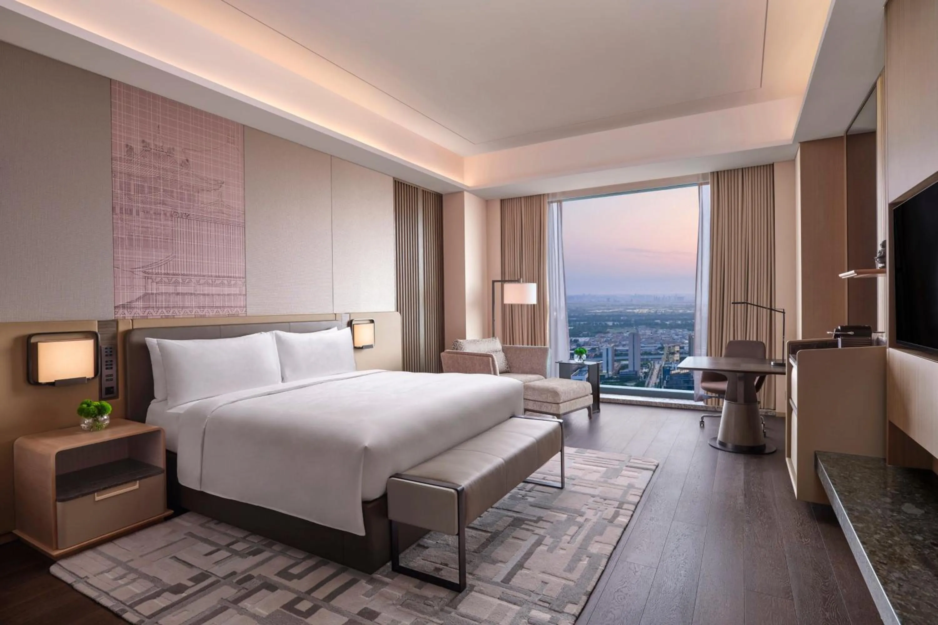 Photo of the whole room, Bed in JW Marriott Hotel Xi'an