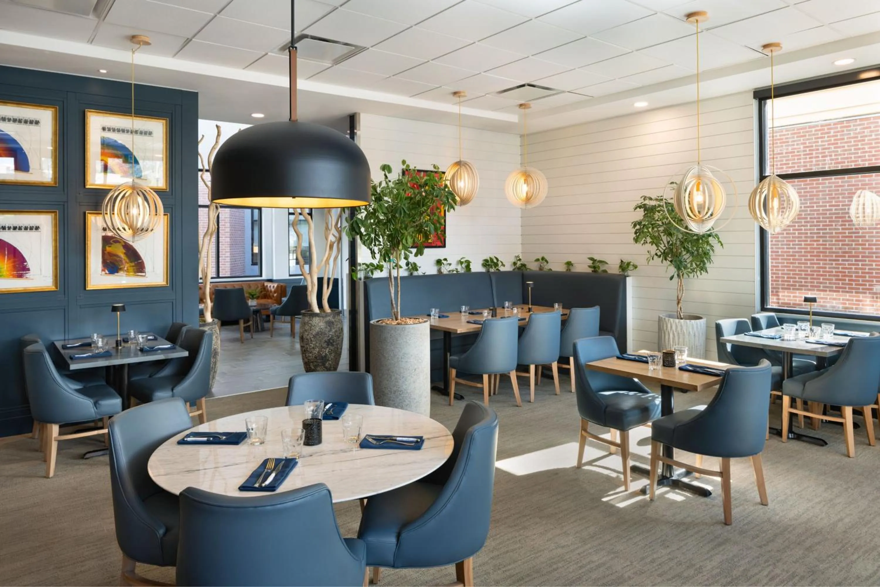 Restaurant/places to eat in Four Points by Sheraton Penticton at the Convention Centre