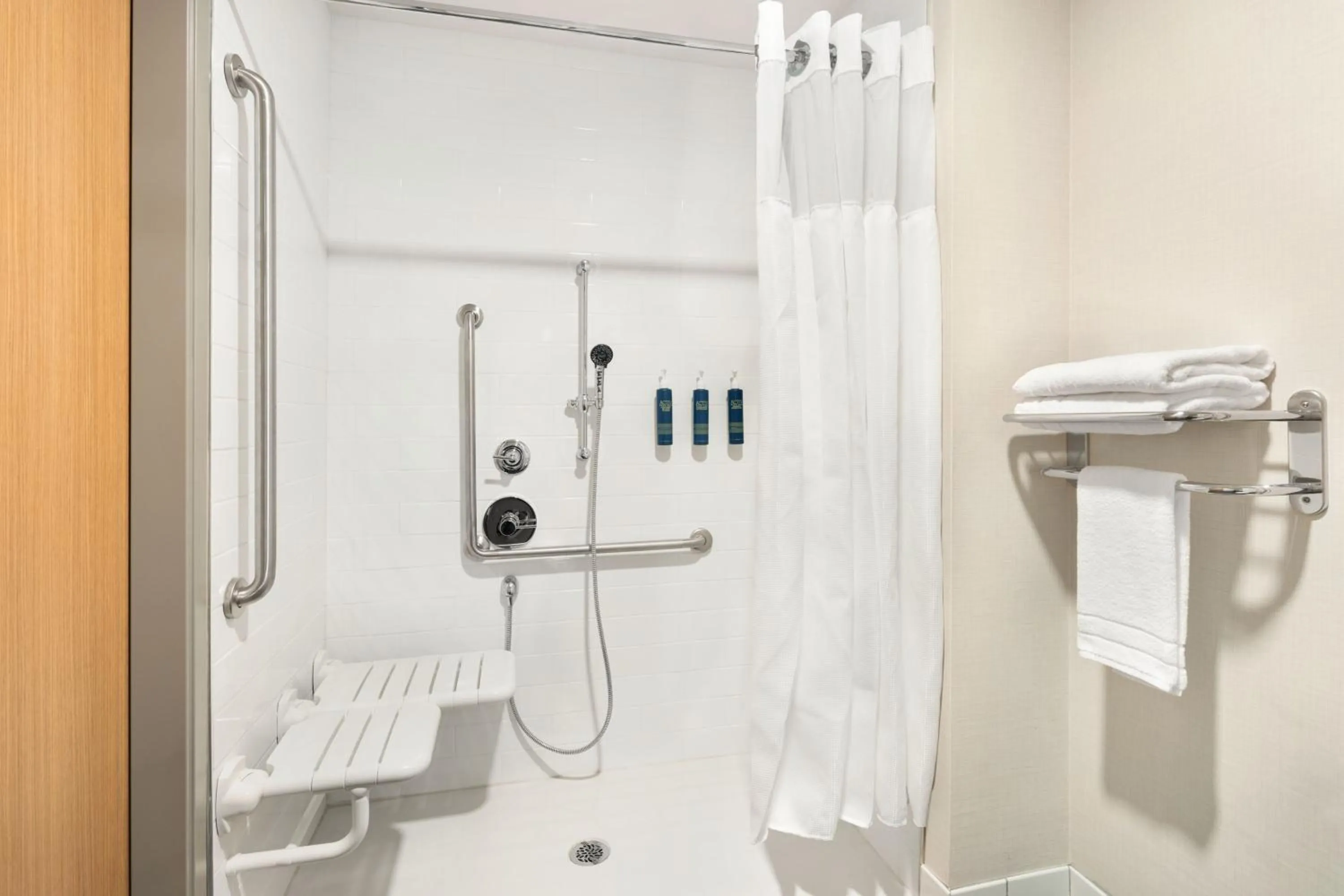 Bathroom in Four Points by Sheraton Penticton at the Convention Centre