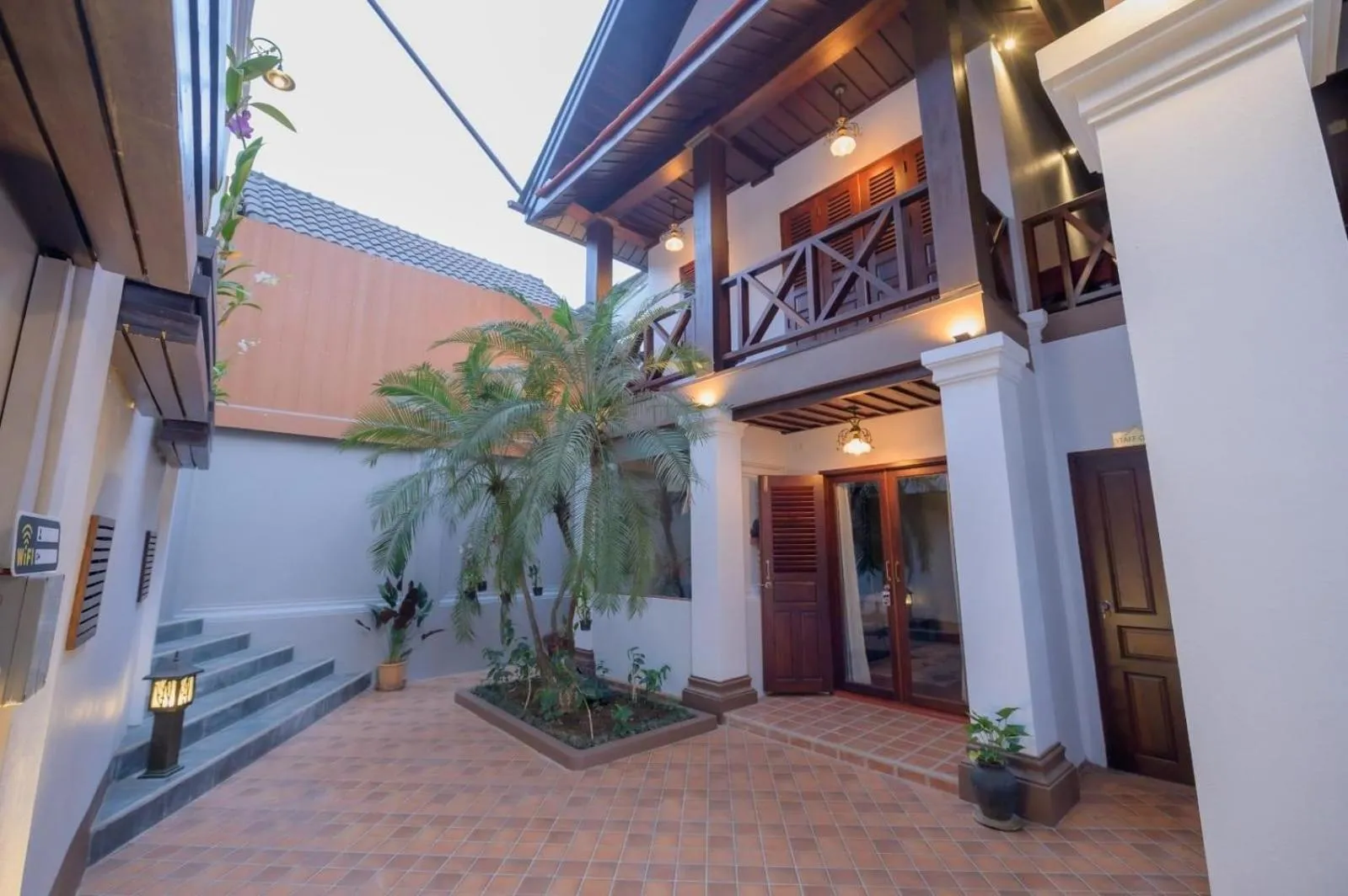 Property building in Villa Deux Rivieres双河别墅酒店