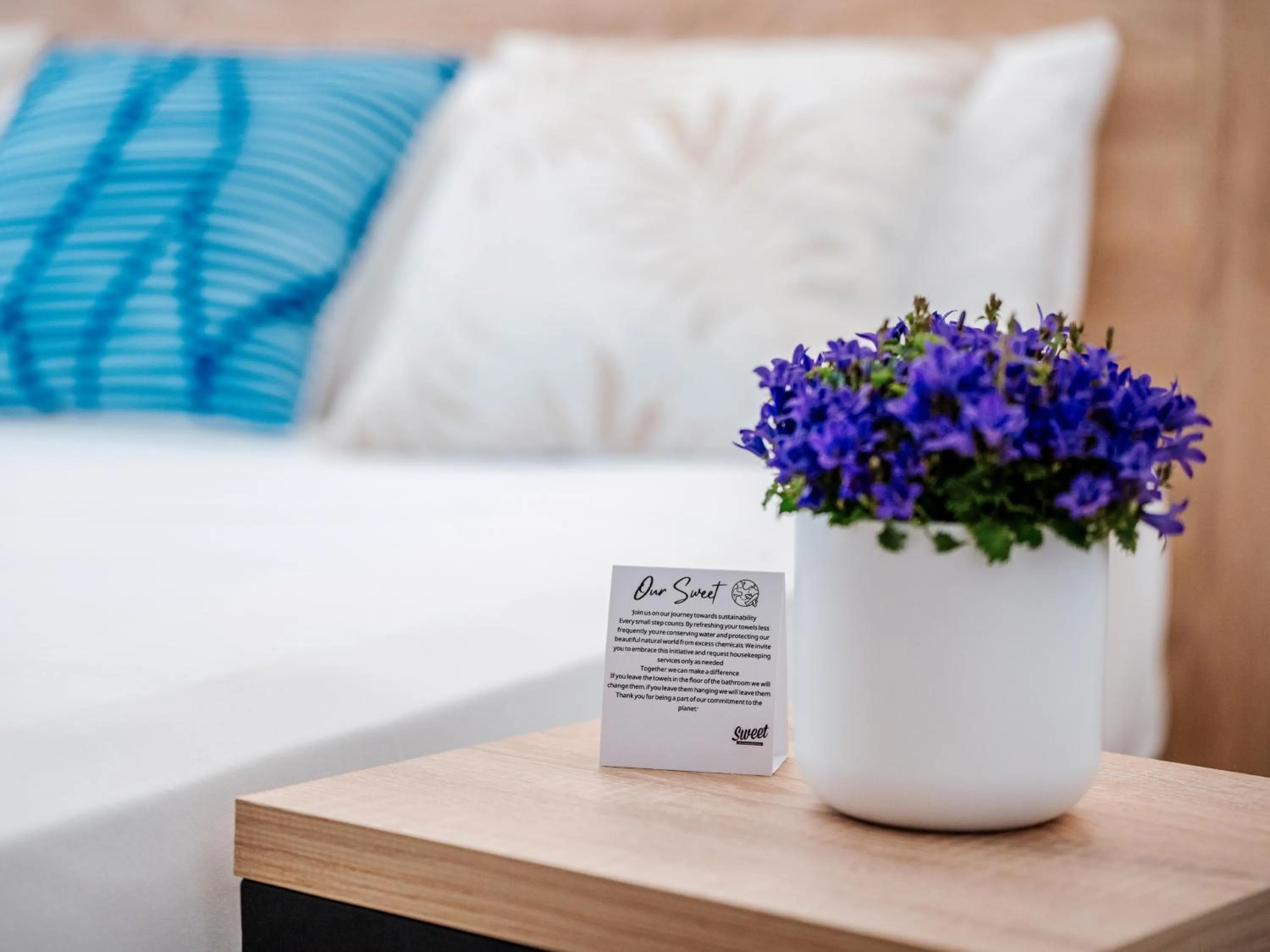 Decorative detail, Bed in Sweet Lloret Suites