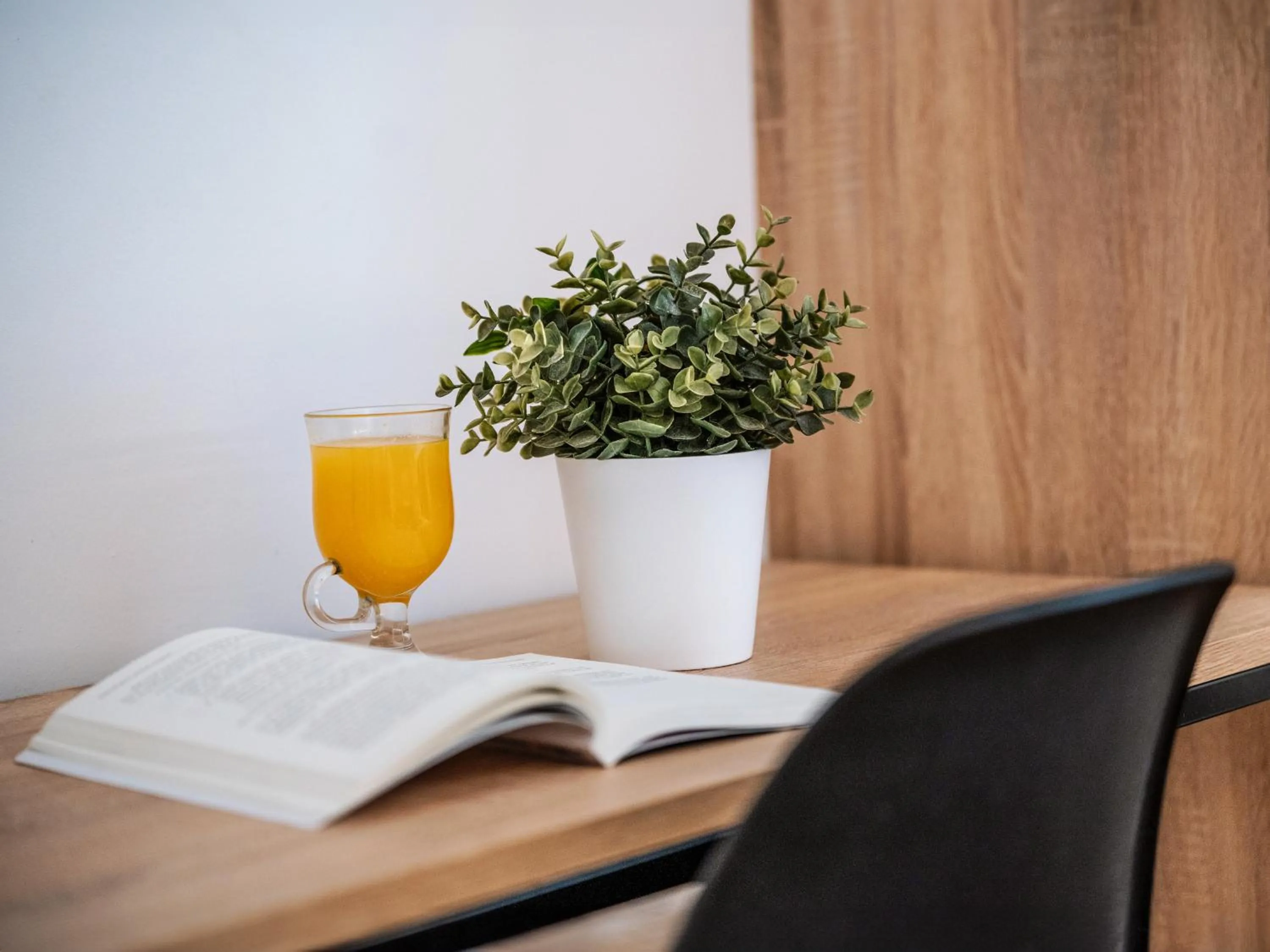 Seating area in Sweet Lloret Suites