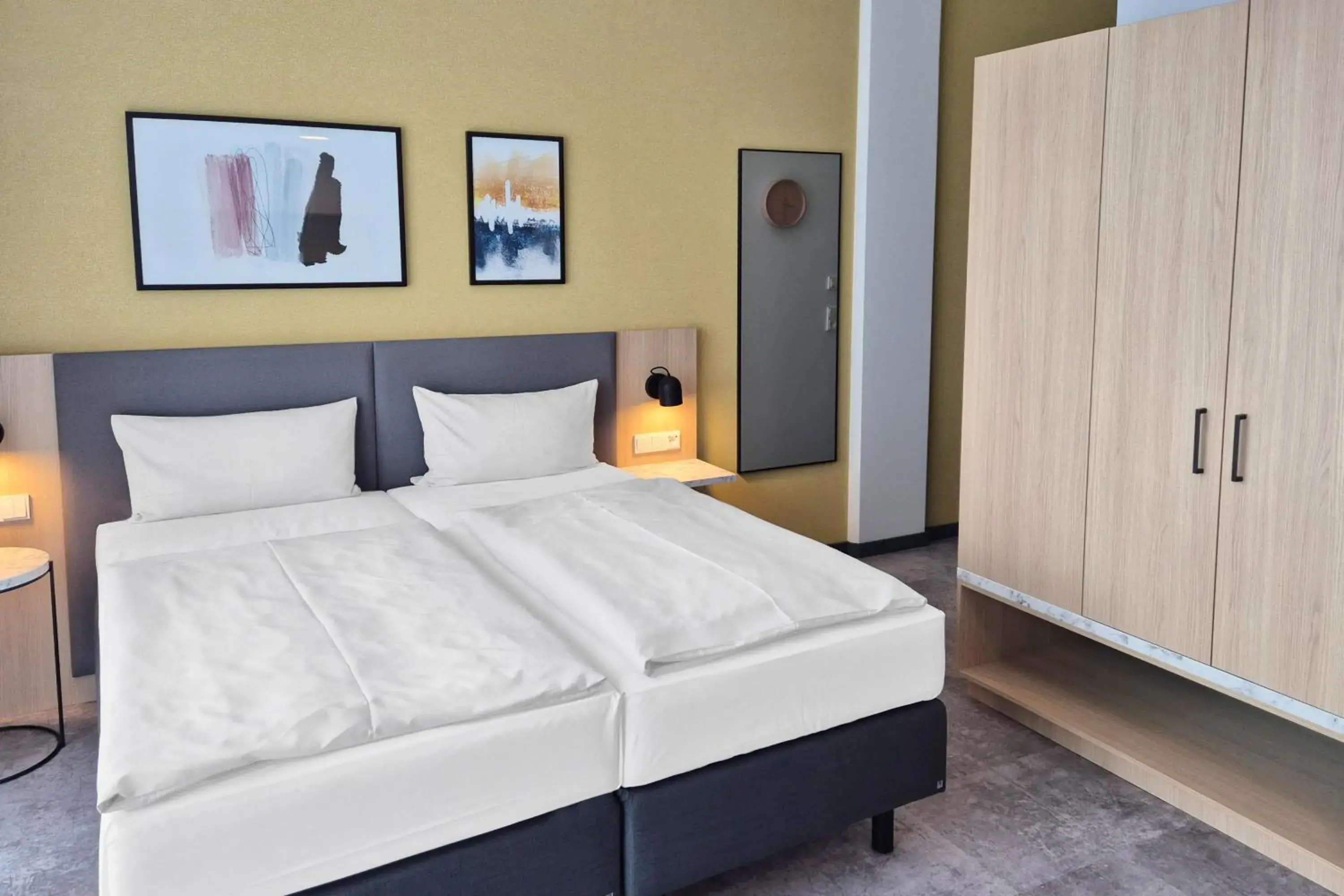 Twin Studio with One Single Sofa Bed in Candlewood Suites Berlin Airport by IHG Twin Studio with One Single Sofa Bed in Candlewood Suites Berlin Airport by IHG