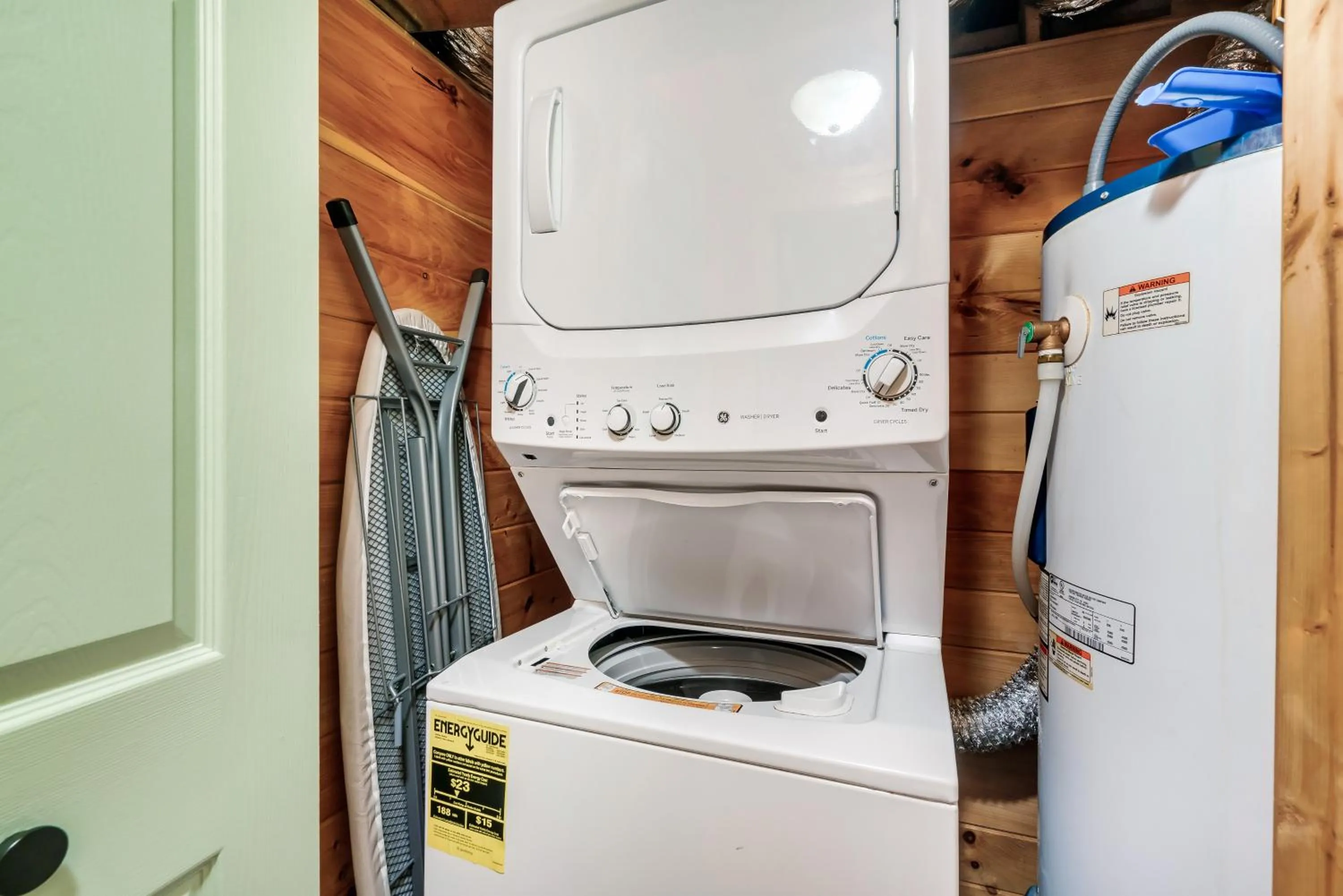 A Top Notch Lodge~Gatlinburg