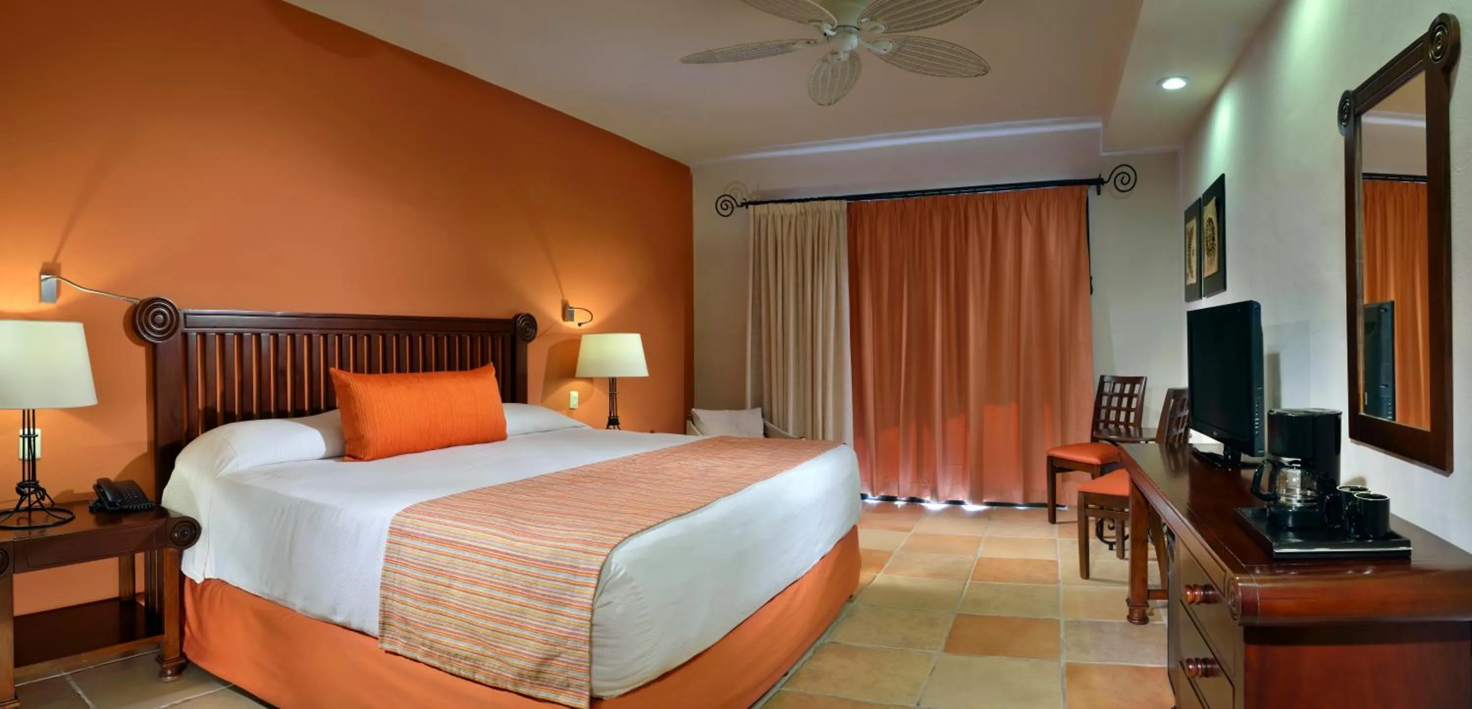Bedroom, Bed in Catalonia Yucatan Beach - All Inclusive