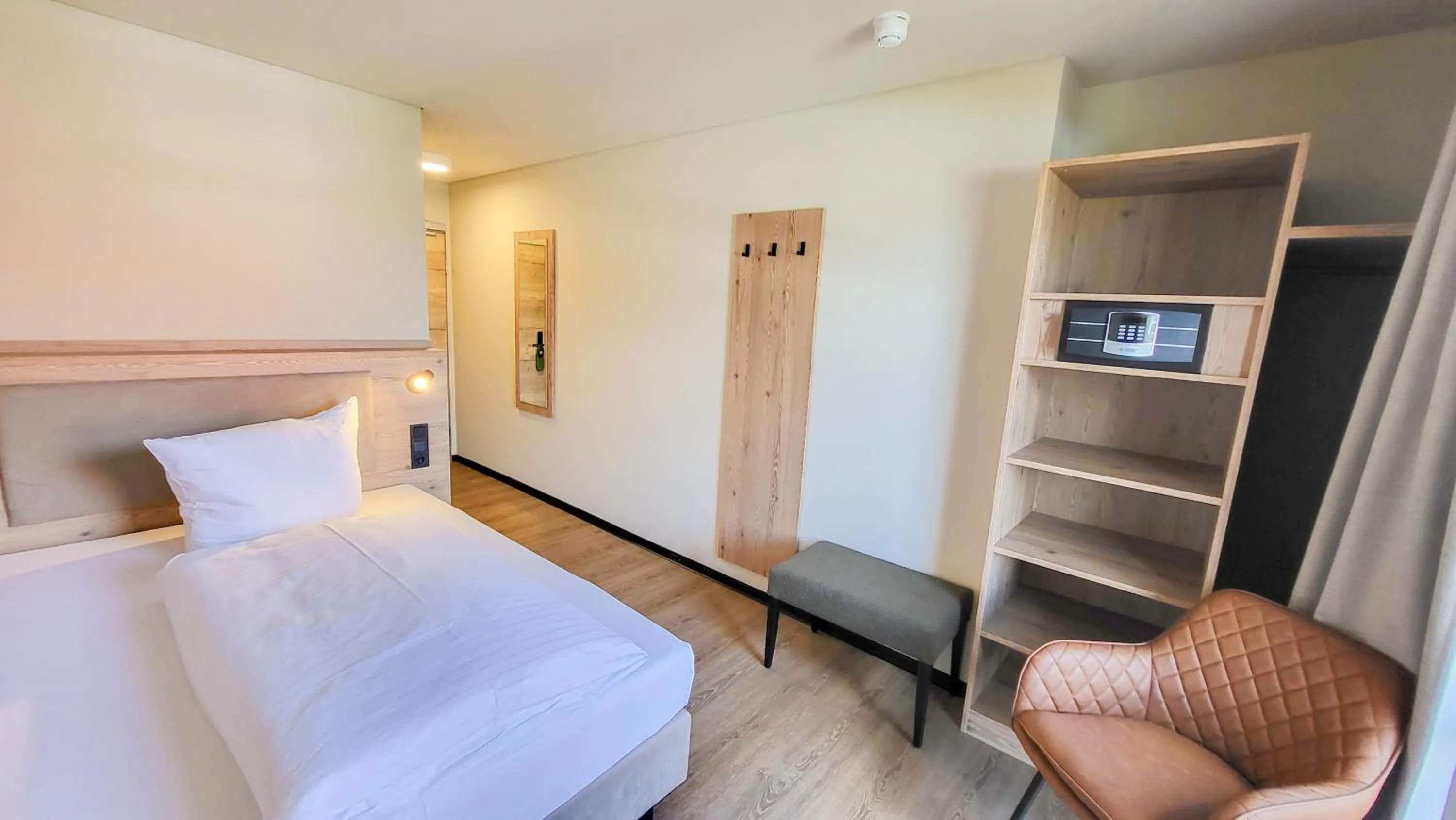 Economy Single Room - single occupancy in Hotel Berghof
