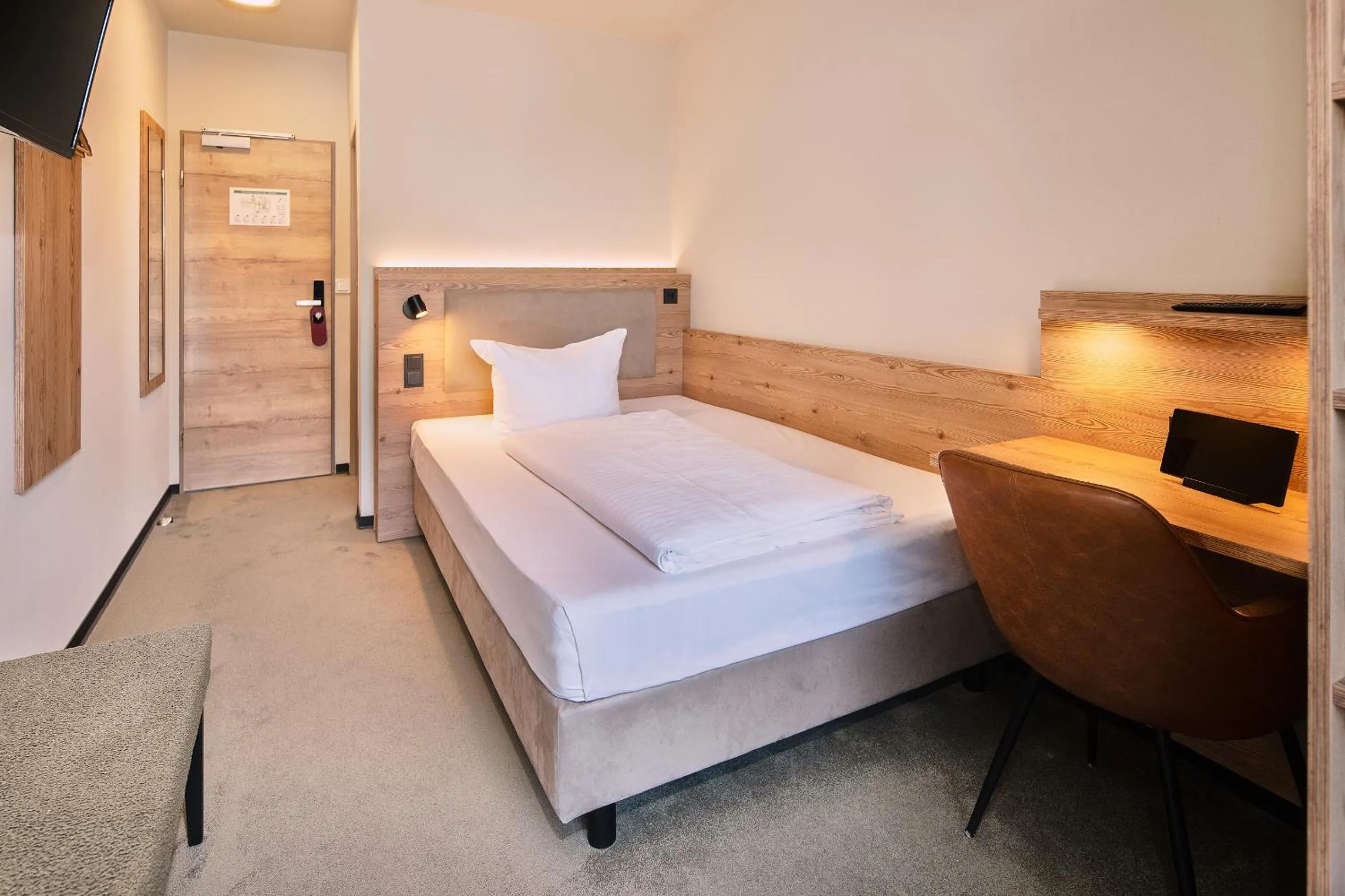 Photo of the whole room, Bed in Hotel Berghof