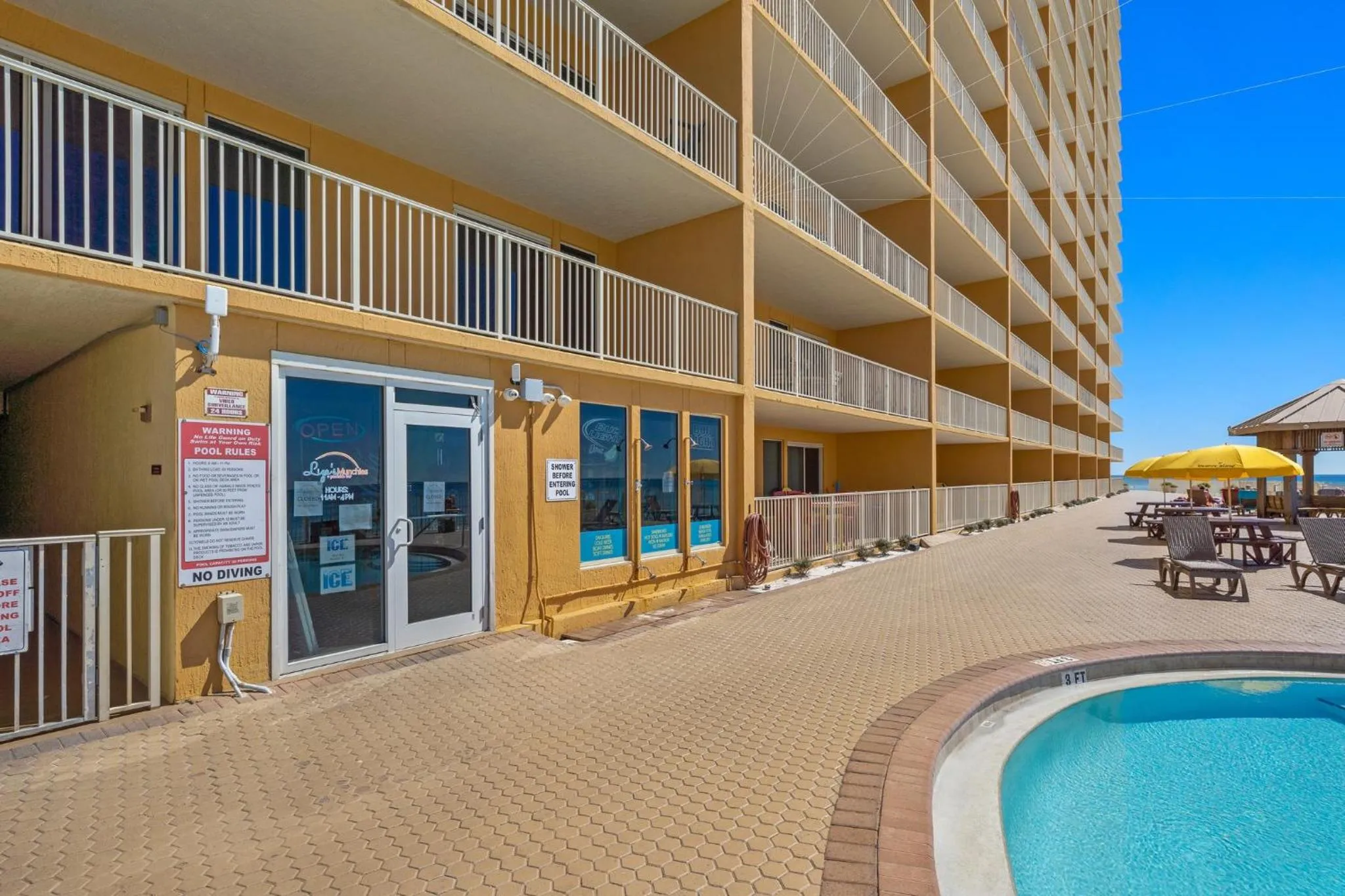 Property building in Treasure Island #0404