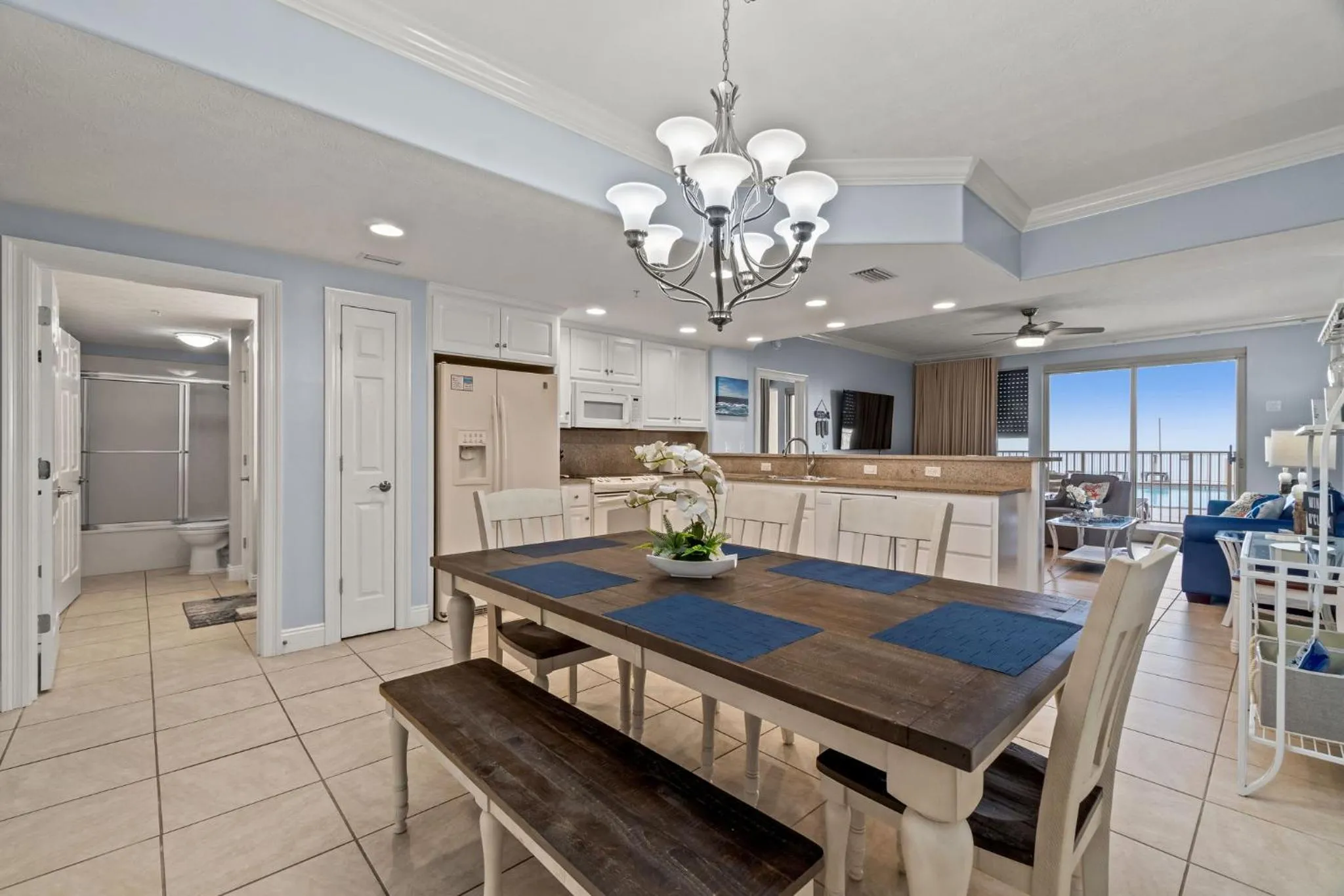 Property building in Treasure Island #0110