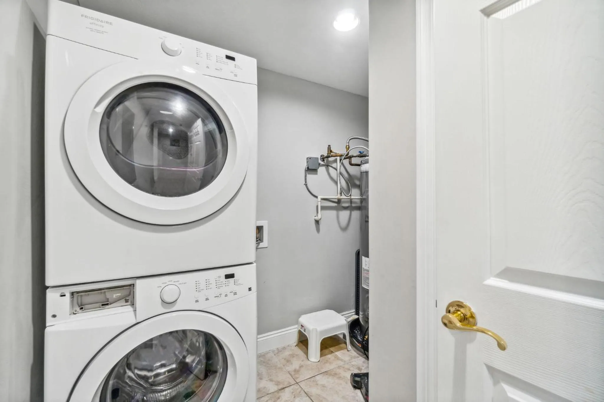 Property building in Treasure Island #1808