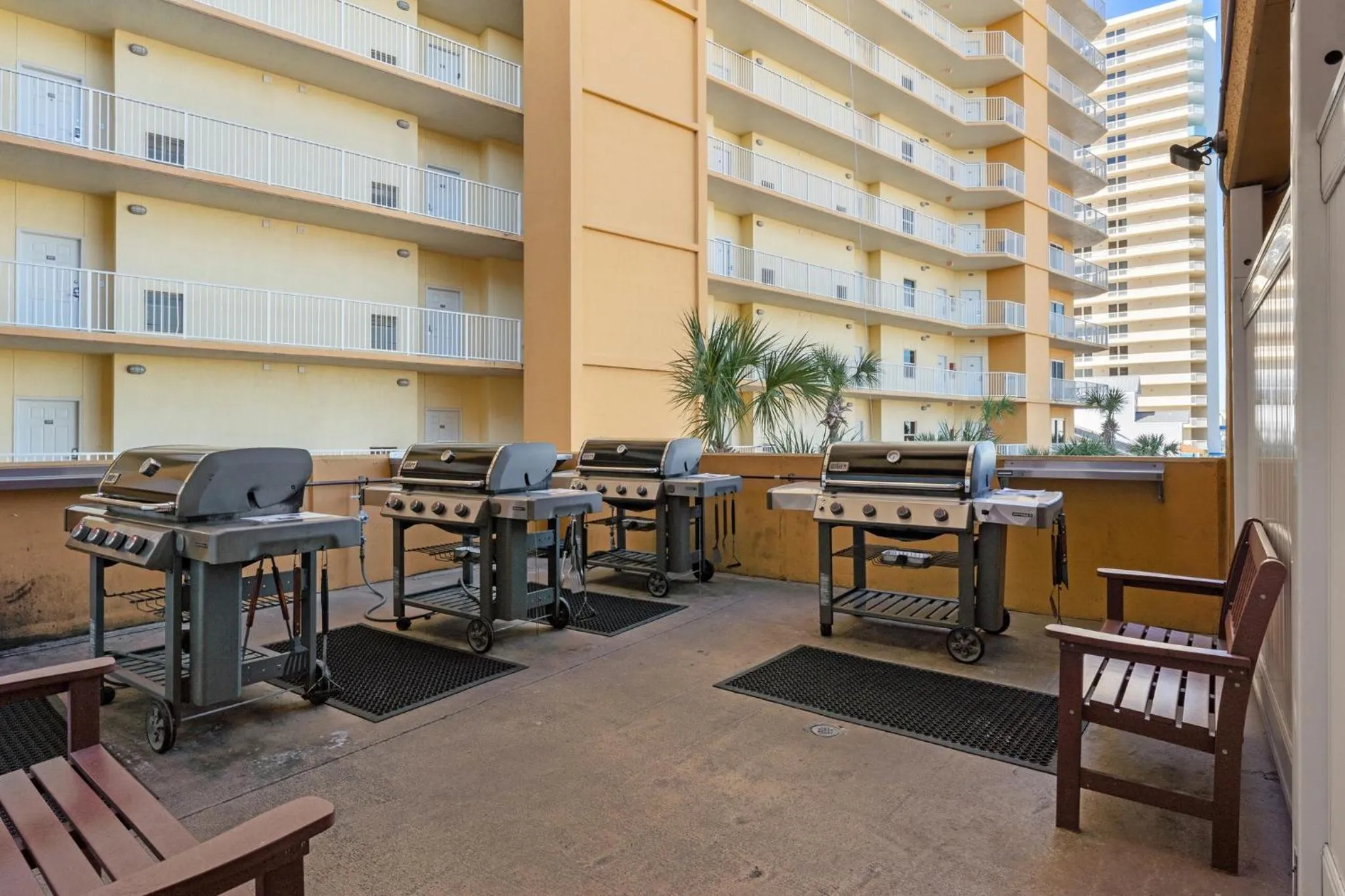 Property building in Treasure Island #1808