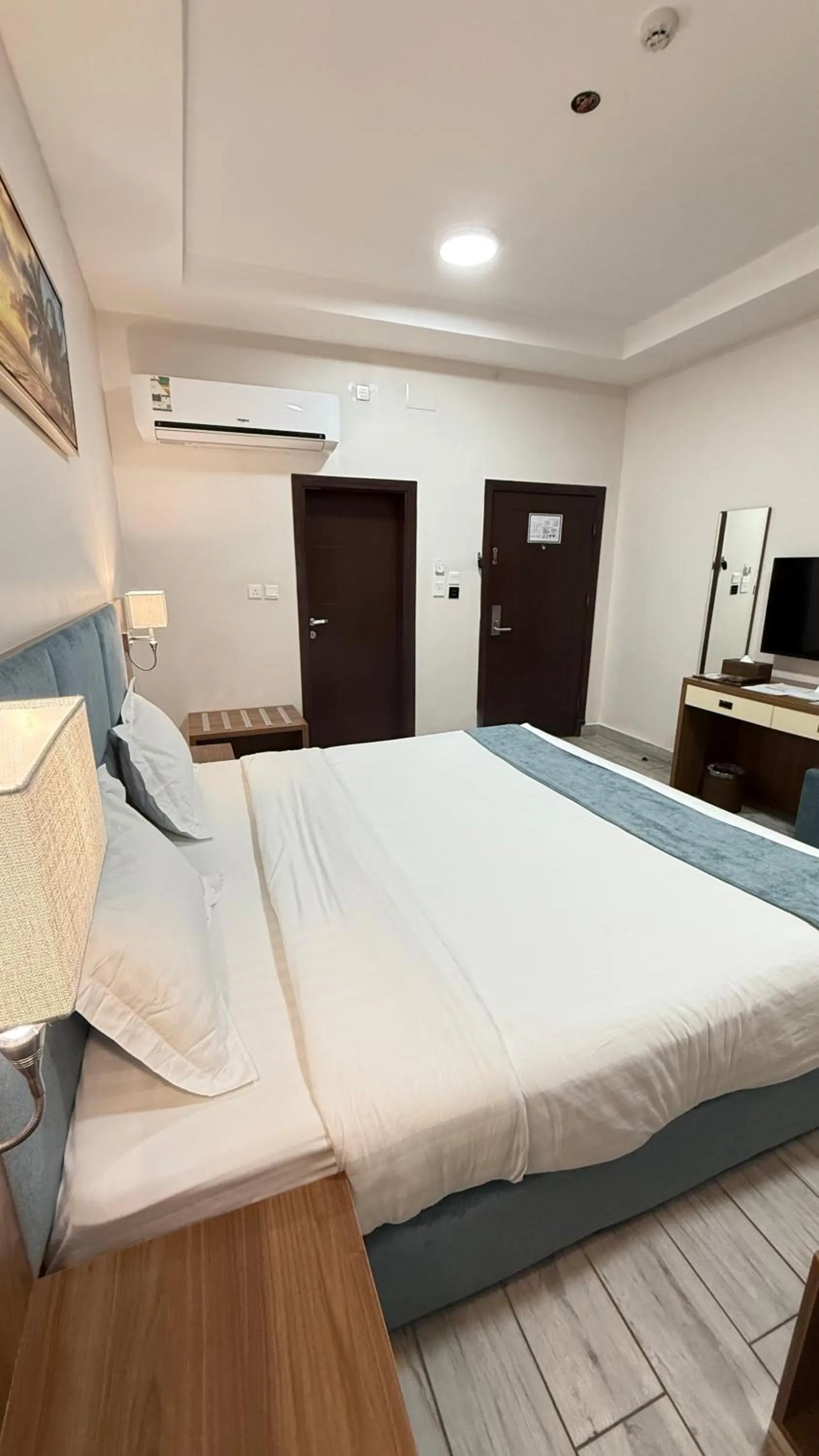 Bed in SEAVIEW HOTEL