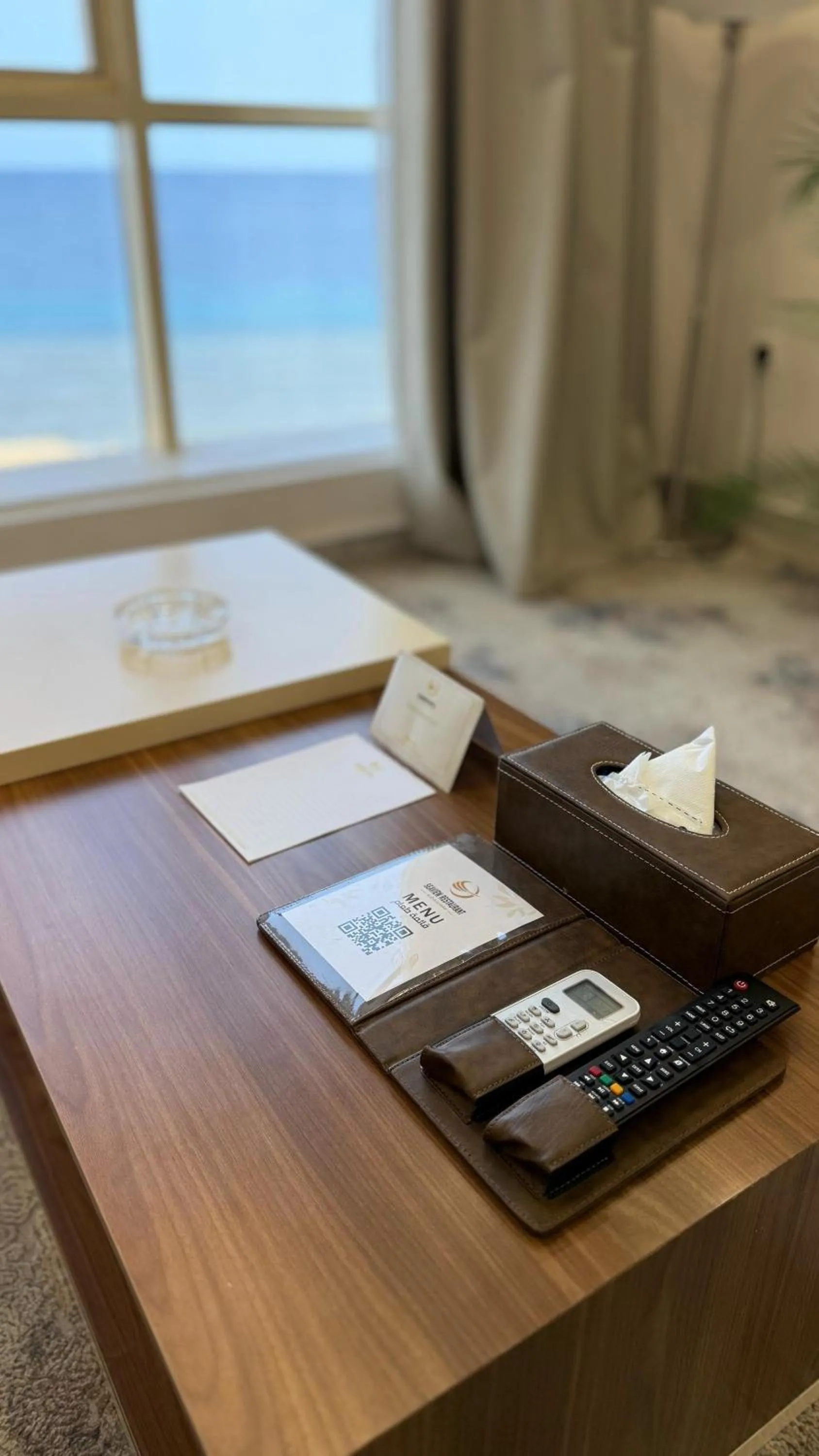 TV and multimedia in SEAVIEW HOTEL