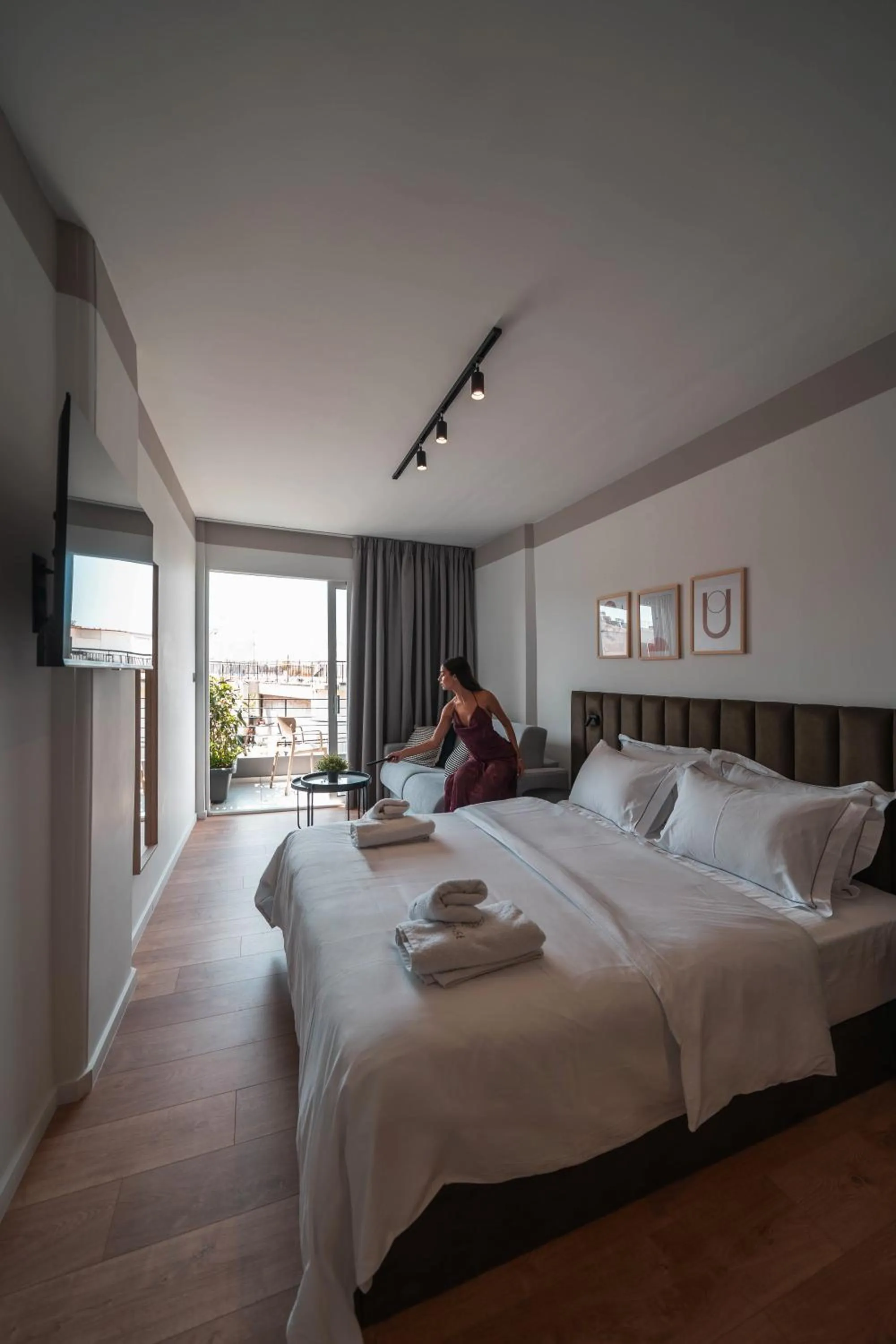 Bedroom, Bed in Athesense Suites