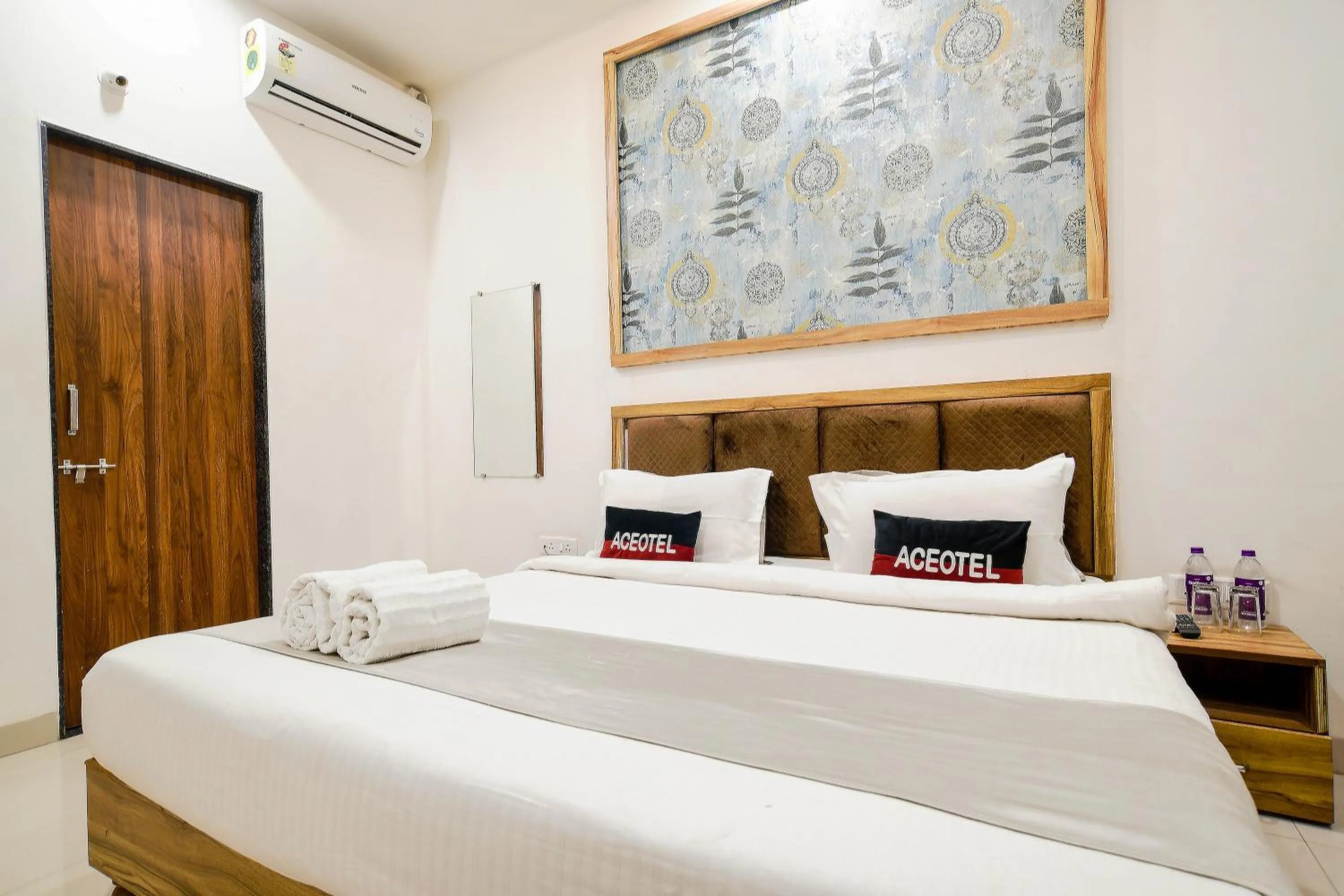 Bed in Aceotel Inn Flamingo