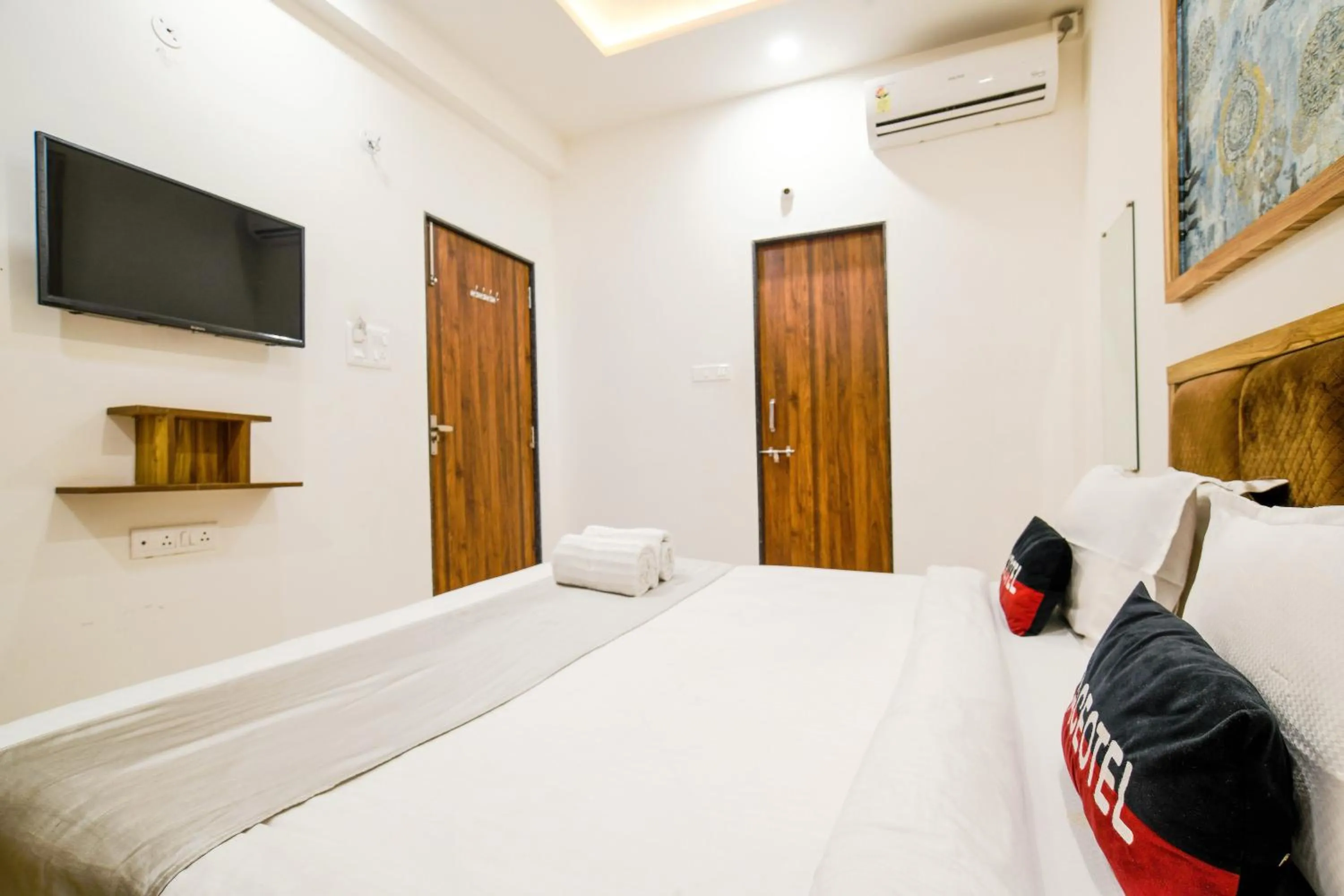 Bed in Aceotel Inn Flamingo