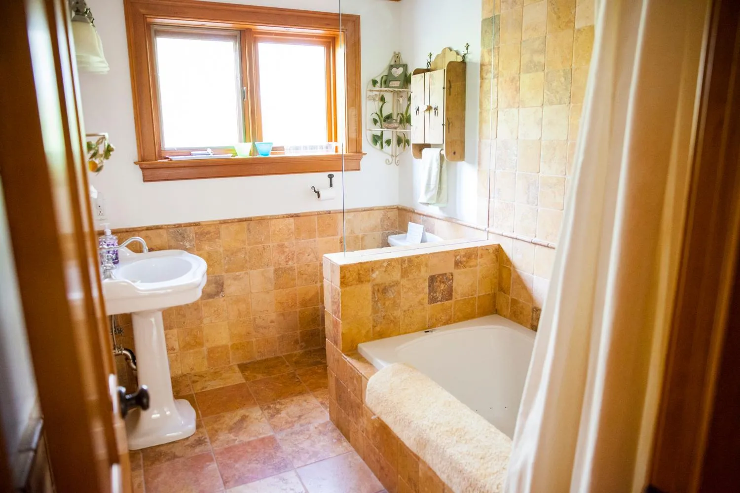 Honey Maple Grove BnB