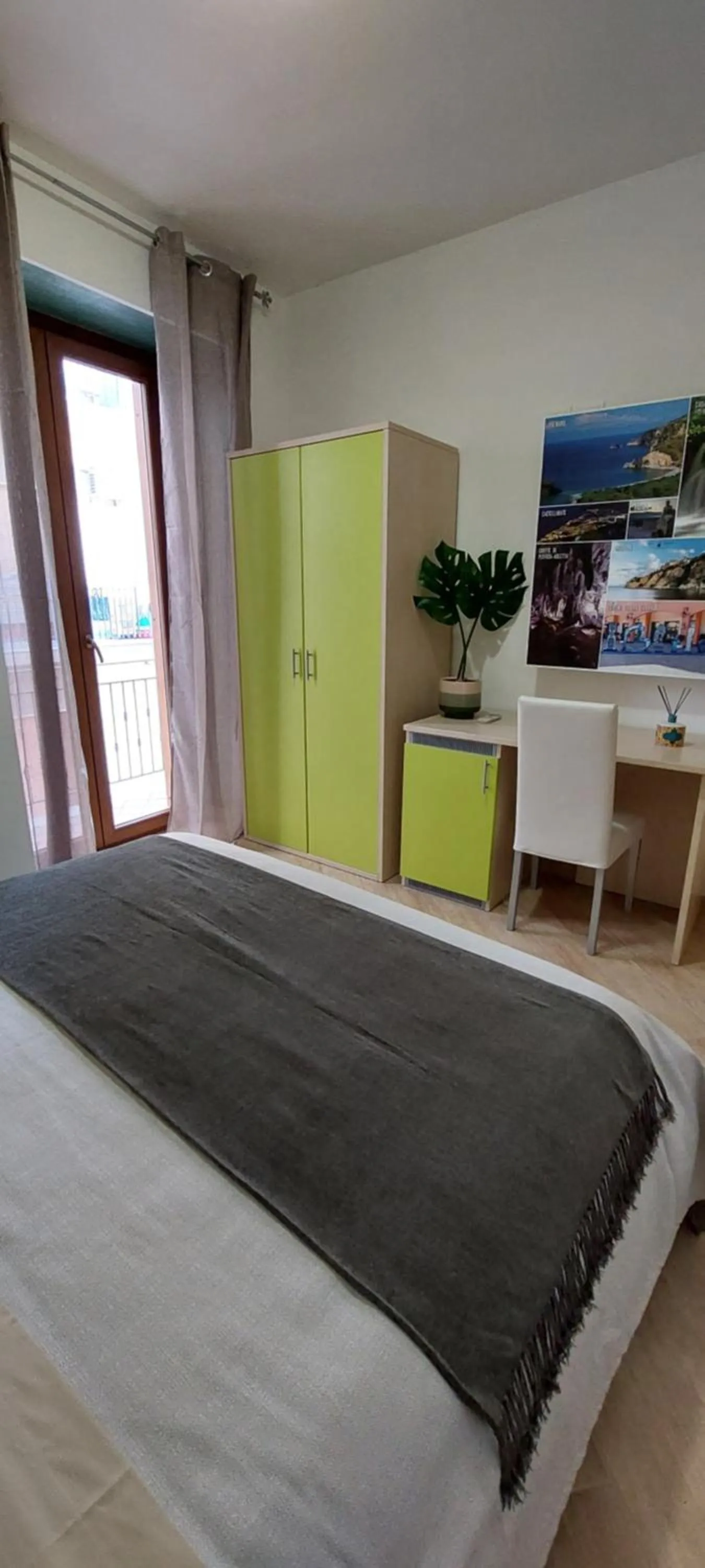 Bed in B&B New Acropolis