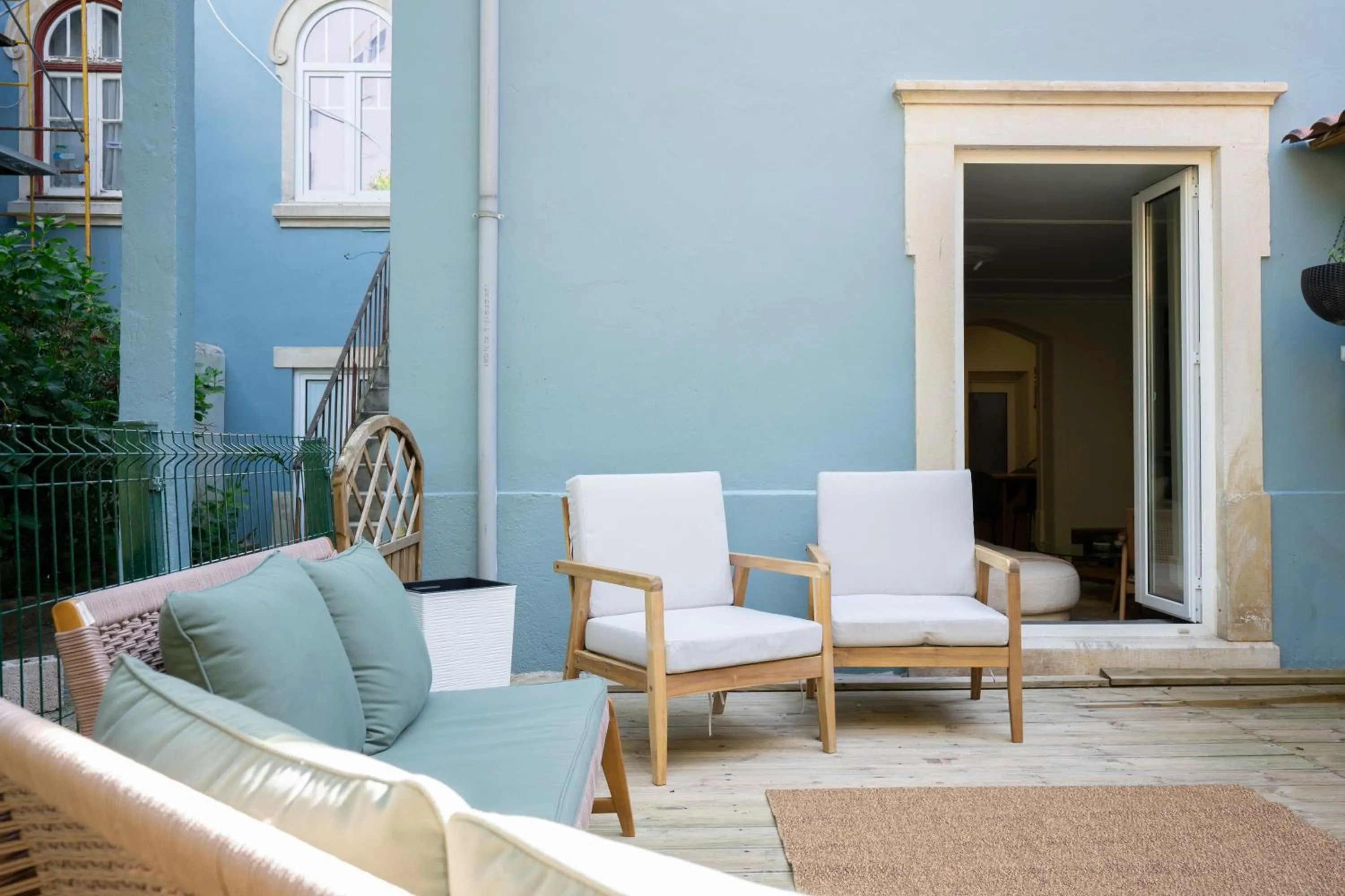 Charming Apt in Historic House