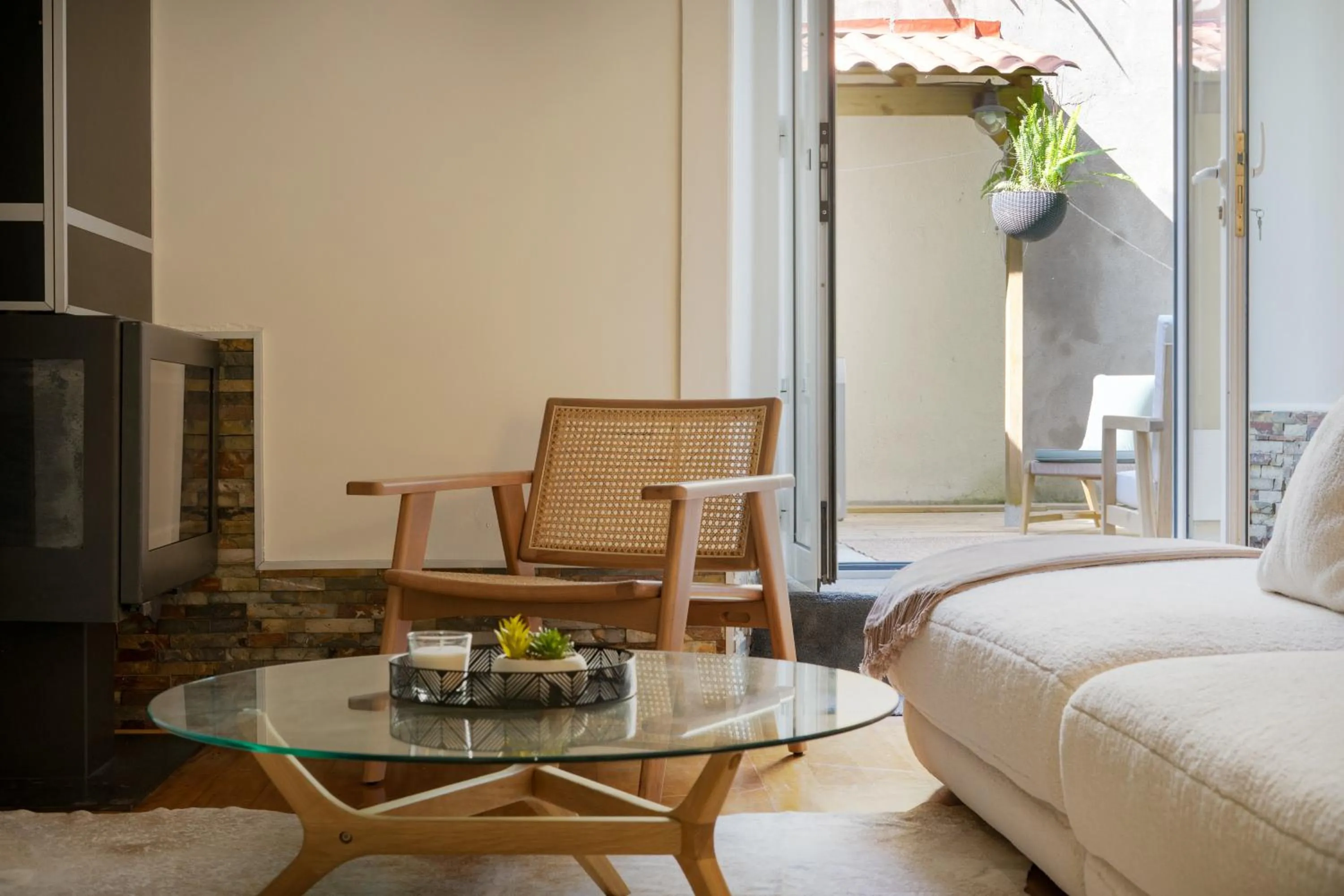 Charming Apt in Historic House