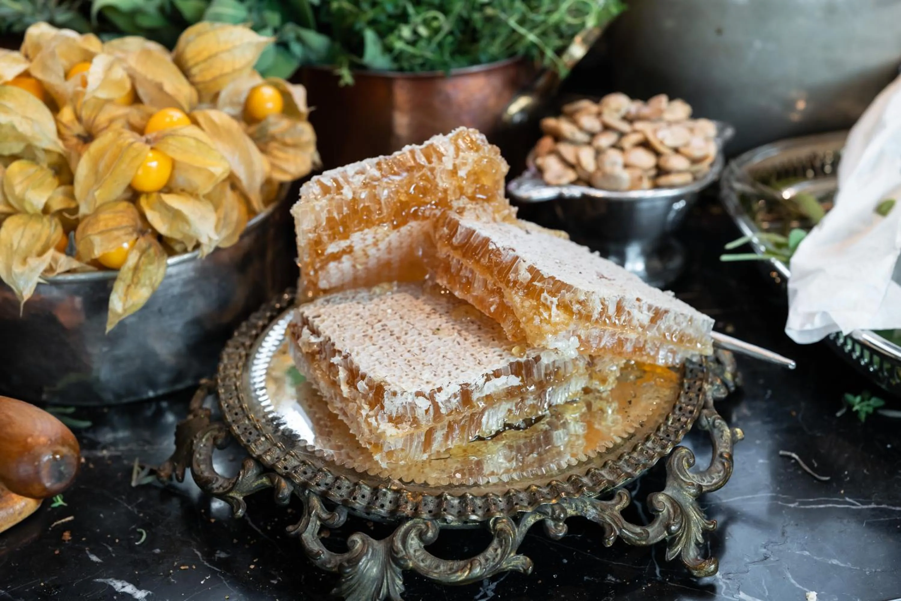 Restaurant/places to eat in The Global Ambassador