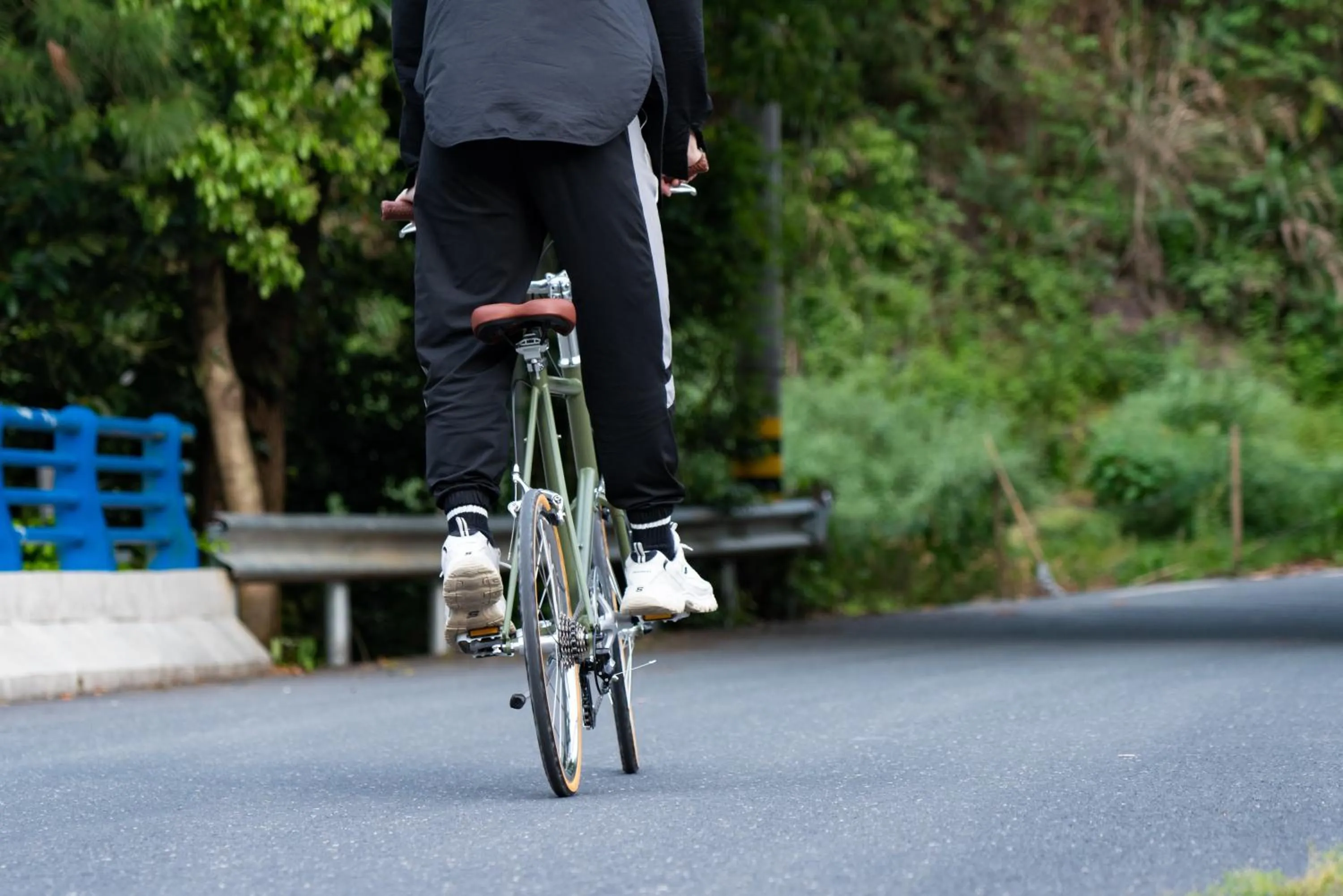 Cycling in Yakamoz Qianchuan Hotel