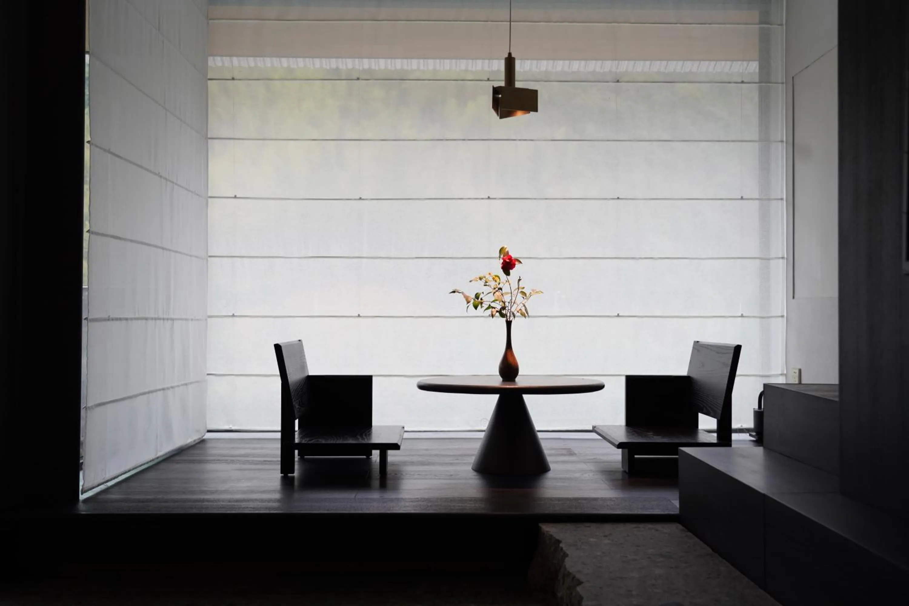 Seating area in Yakamoz Qianchuan Hotel