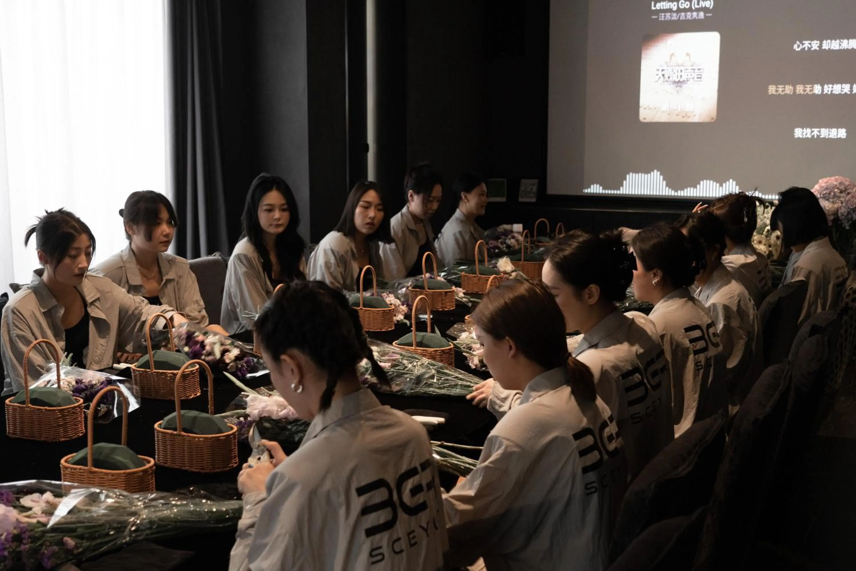 group of guests in Yakamoz Qianchuan Hotel