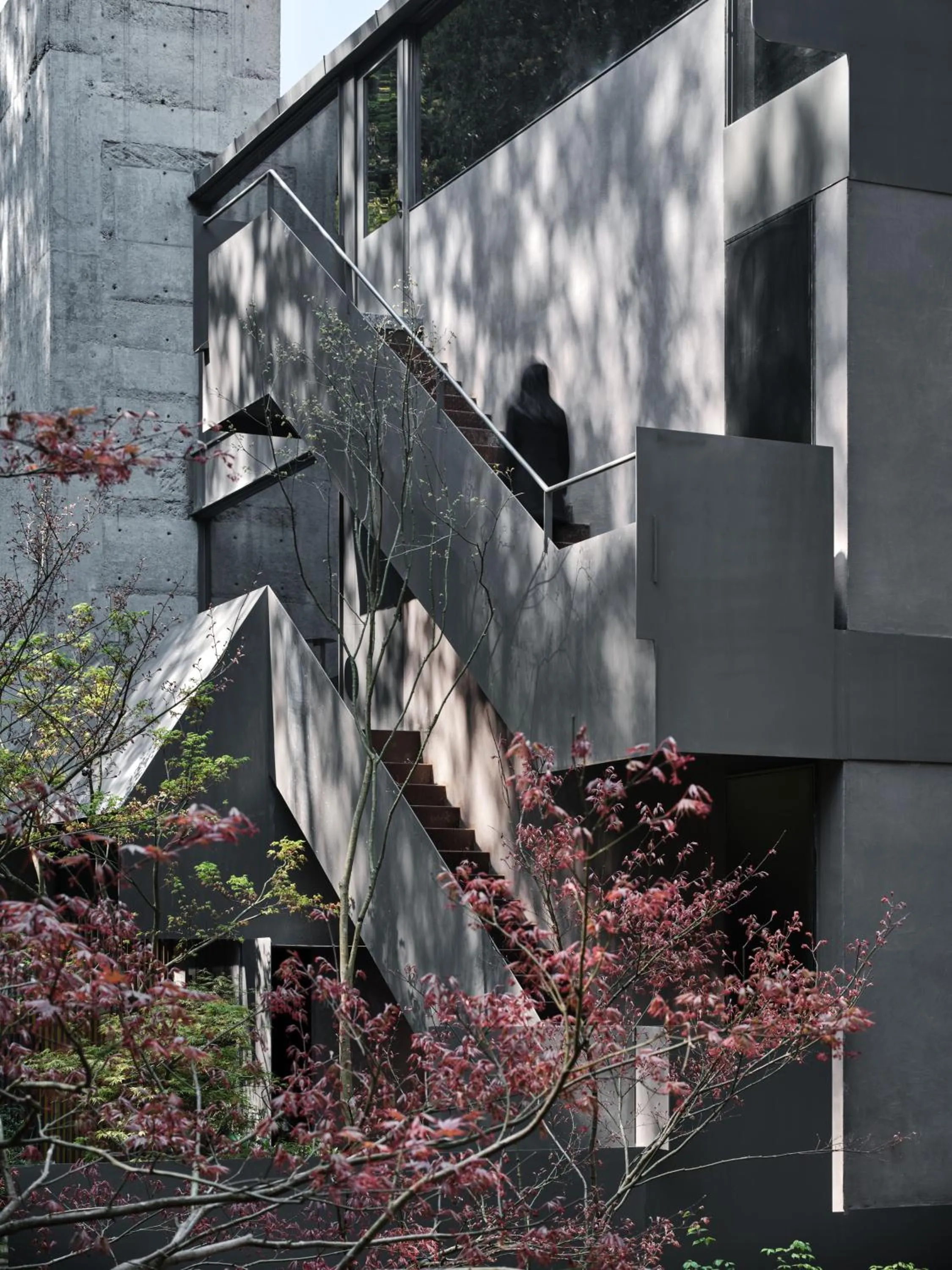 Property building in Yakamoz Qianchuan Hotel