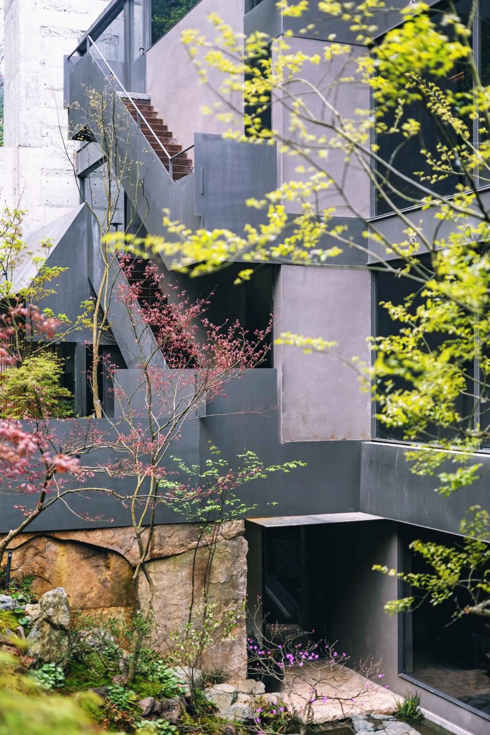 Property building in Yakamoz Qianchuan Hotel