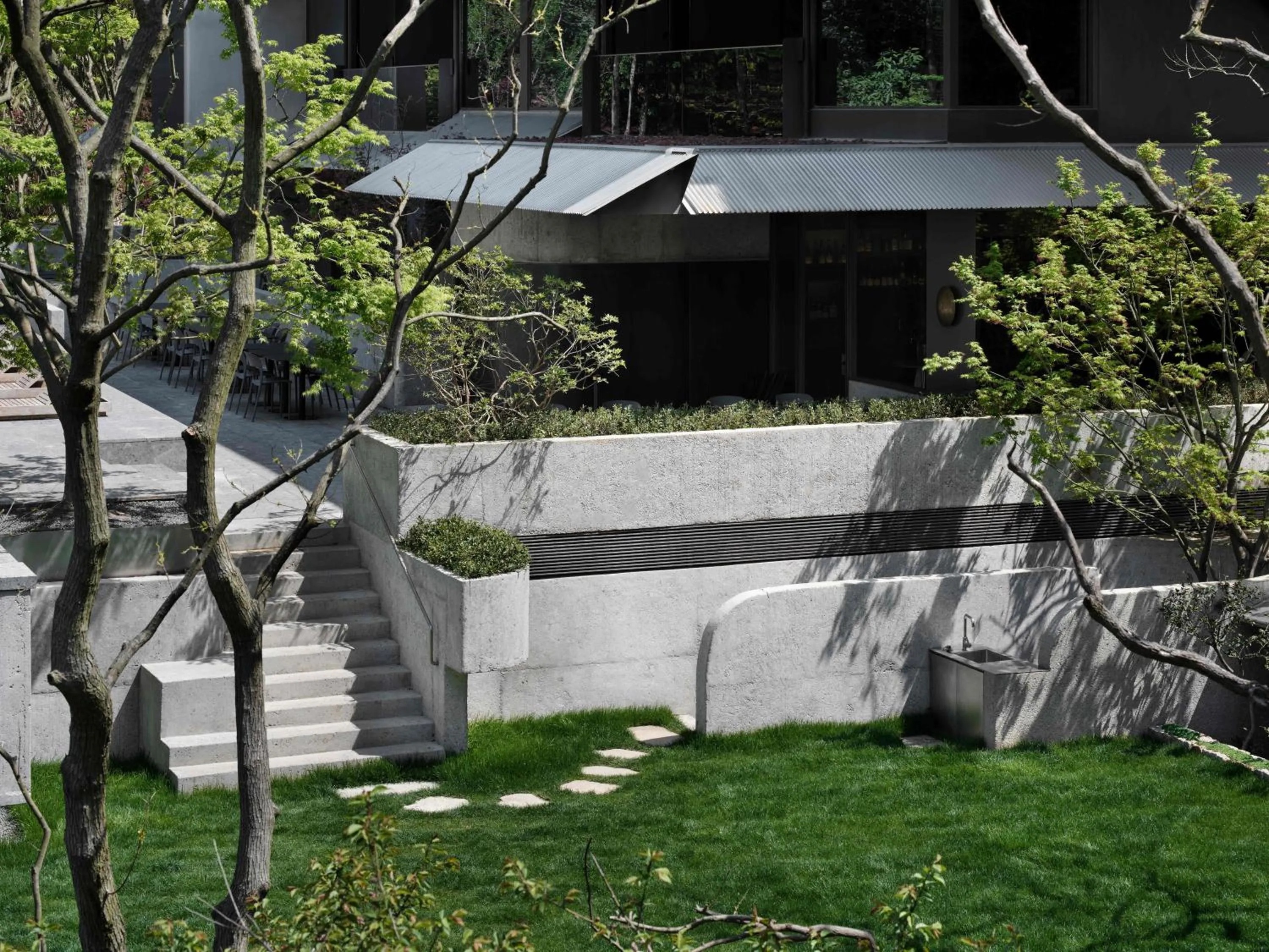 Garden in Yakamoz Qianchuan Hotel